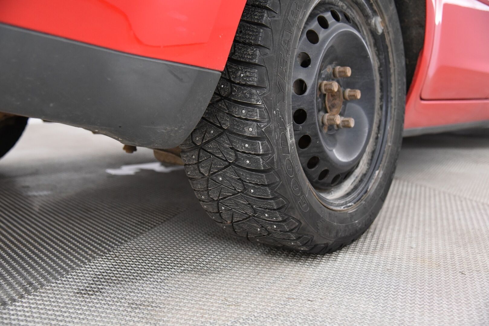 Ford Focus 2007 1,6 100hv Trend Wagon M5 / Tämä auto myydään YritysOutlet -valikoimasta vain yritykselle / - 2x renkaat & vanteet! / Hyvät huollot / 9kk leimaa jäljellä