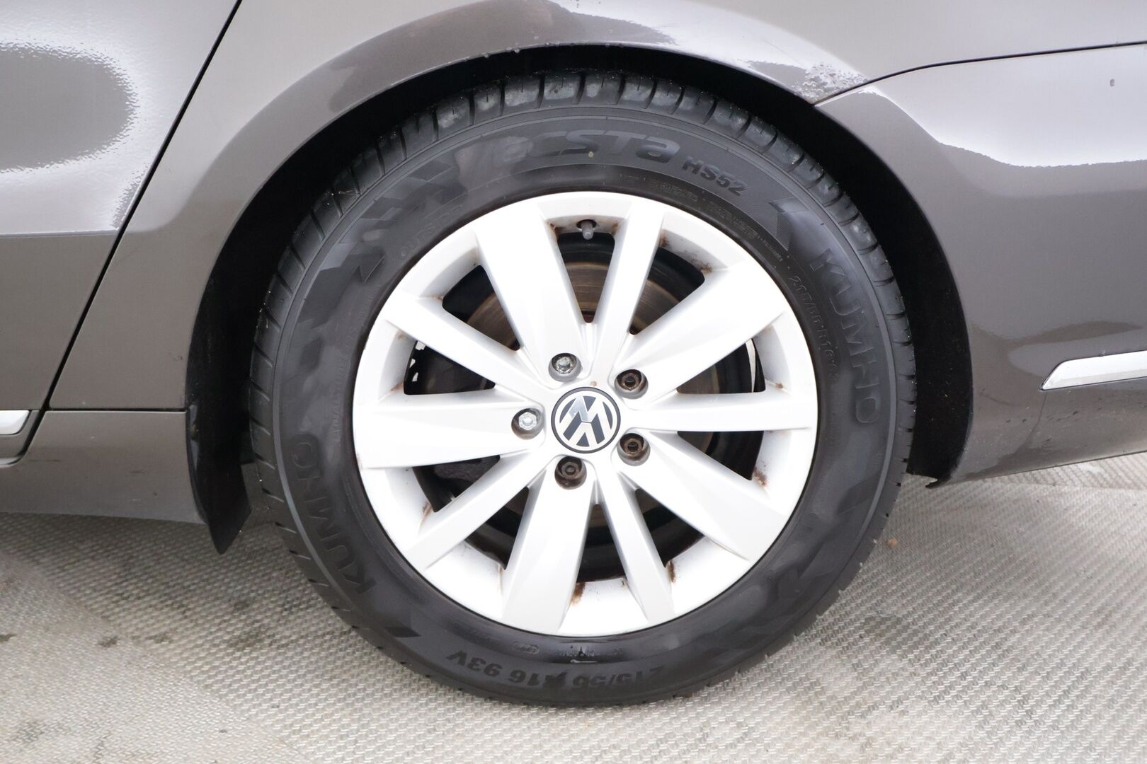 Volkswagen Passat 2013 Variant Comfortline 2,0 TDI 103 kW (140 hv) BlueMotion Technology DSG-aut - *Myydään Huutokaupat.com* | Juuri katsastettu ja huollettu | Vakkari | Webasto | Läm. tuulilasi | Bluetooth | Navi | Koukku | 2x renkaat