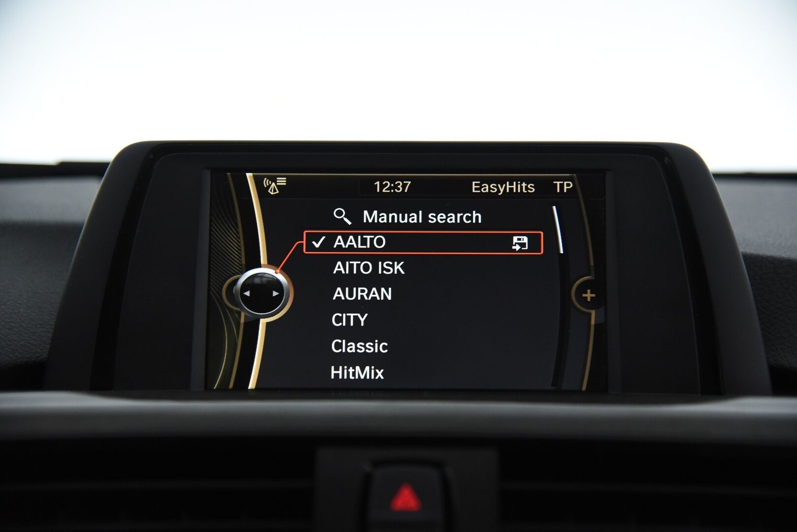 BMW 328 2013 TwinPower Turbo A xDrive F30 Sedan Business Luxury / Adapt. vak. / Harman/Kardon / Vaaleat nahat / Xenon - Tehokas ja luotettava bensa neliveto!