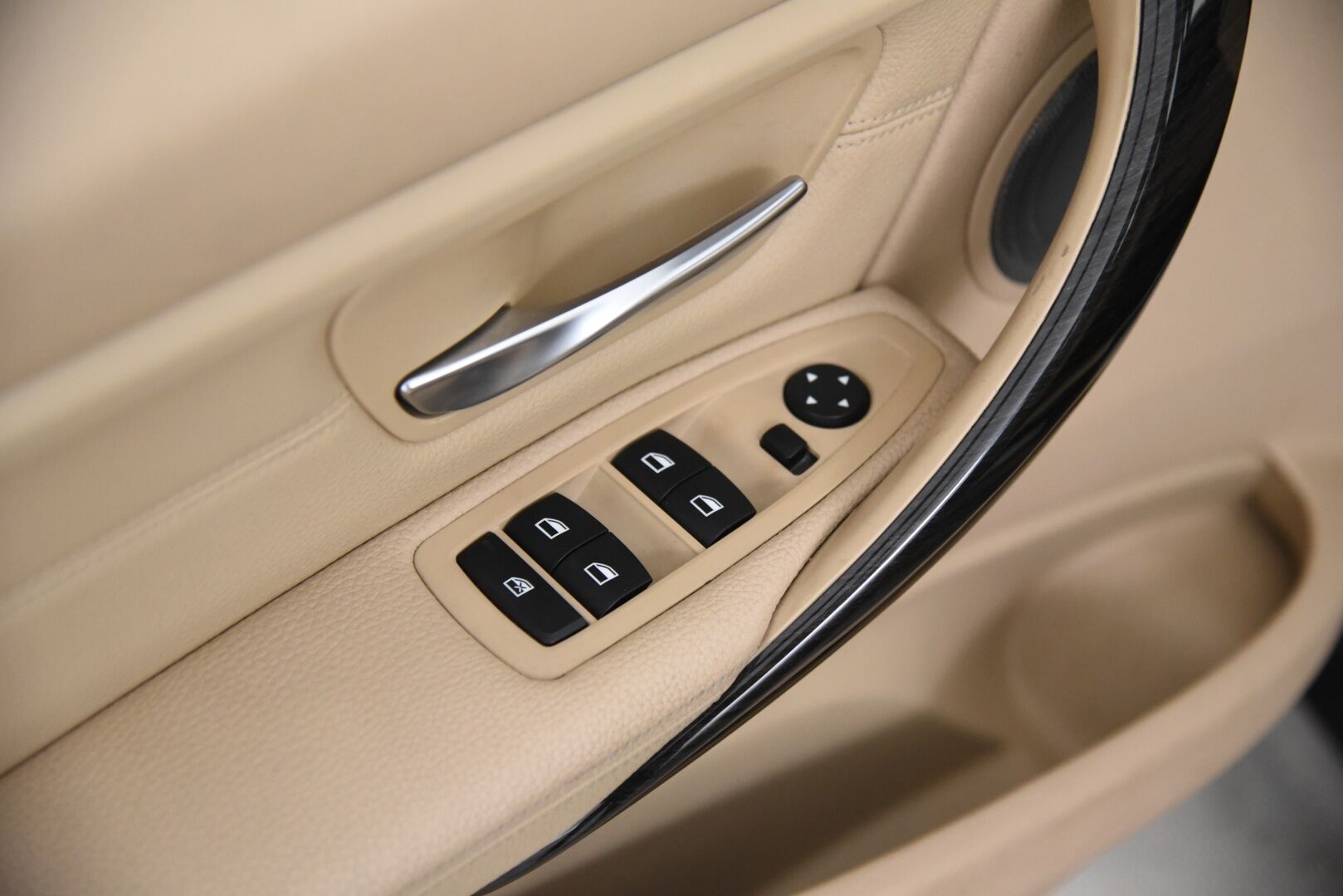 BMW 328 2013 TwinPower Turbo A xDrive F30 Sedan Business Luxury / Adapt. vak. / Harman/Kardon / Vaaleat nahat / Xenon - Tehokas ja luotettava bensa neliveto!