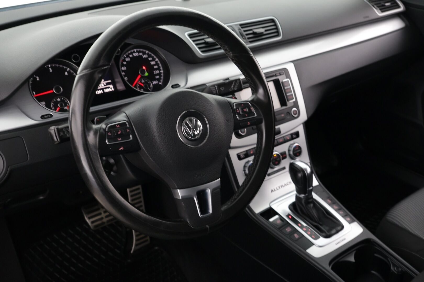 Volkswagen Passat 2013 Variant Alltrack 2,0 TDI 125 kW (170 hv) BlueMotion Technology 4MOTION DSG-aut *Yritys-Outlet - Myydään vain Yrityksille* - YritysOutlet - Myydään vain yrityksille