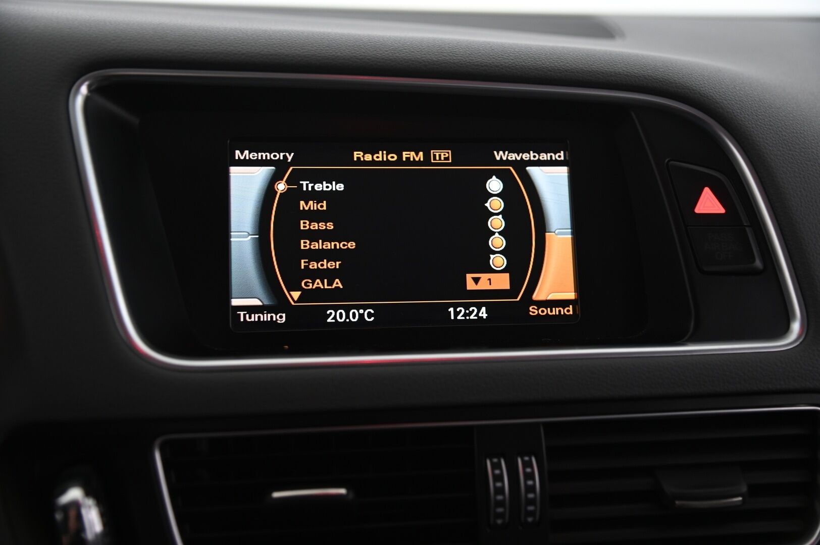 Audi Q5 2013 Business 2,0 TDI 130 kW quattro S tronic ***MYYDÄÄN HUUTOKAUPAT.COM*** - ***MYYDÄÄN HUUTOKAUPAT.COM***