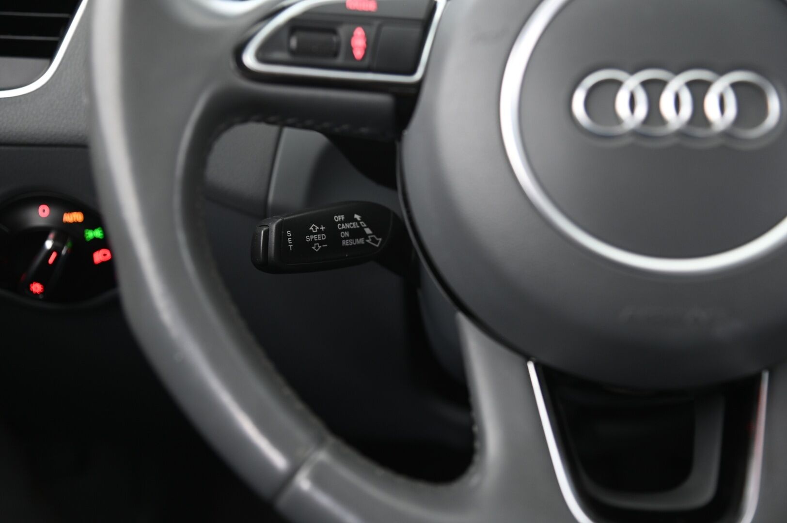 Audi Q5 2013 Business 2,0 TDI 130 kW quattro S tronic ***MYYDÄÄN HUUTOKAUPAT.COM*** - ***MYYDÄÄN HUUTOKAUPAT.COM***
