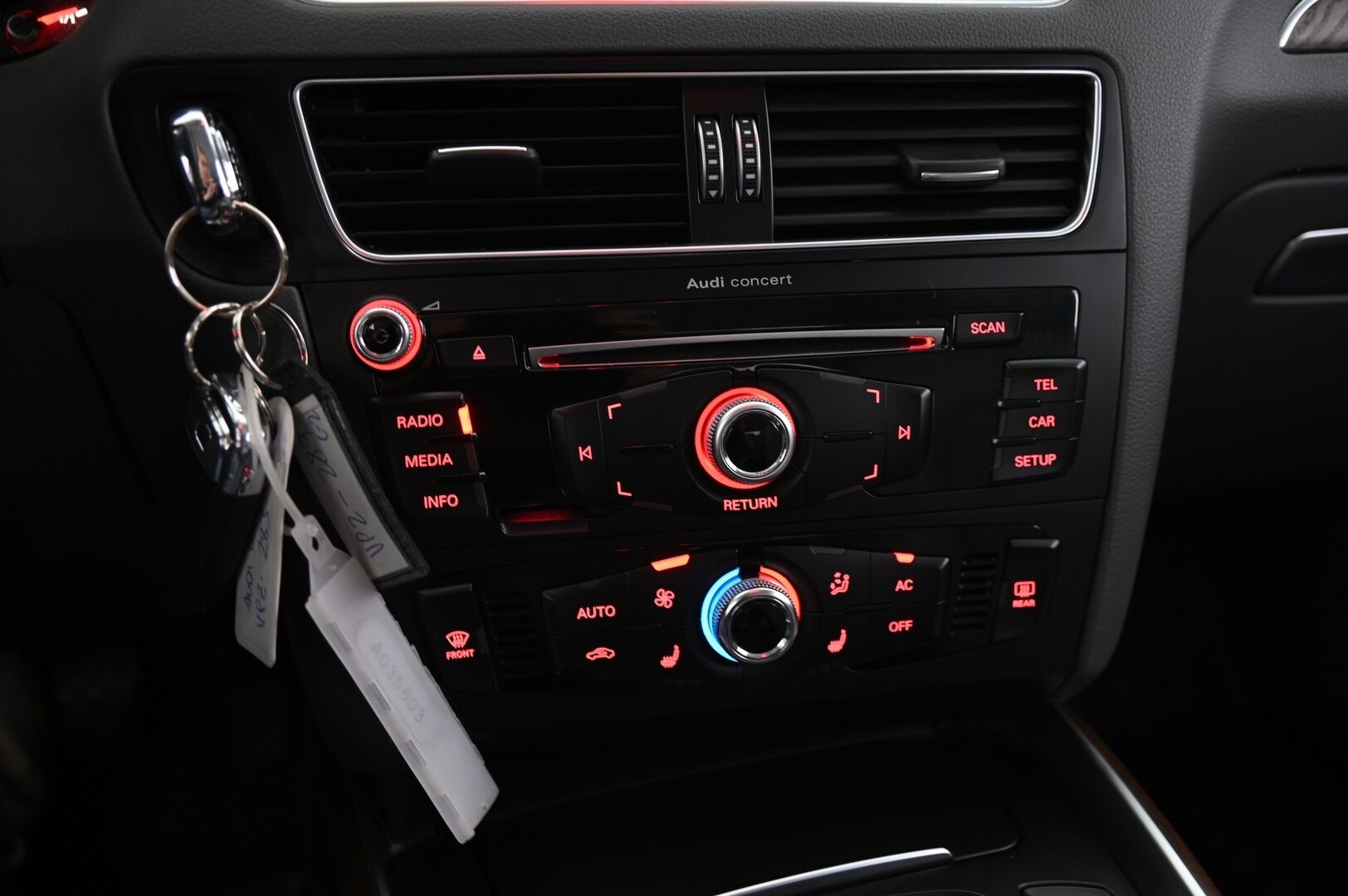 Audi Q5 2013 Business 2,0 TDI 130 kW quattro S tronic ***MYYDÄÄN HUUTOKAUPAT.COM*** - ***MYYDÄÄN HUUTOKAUPAT.COM***