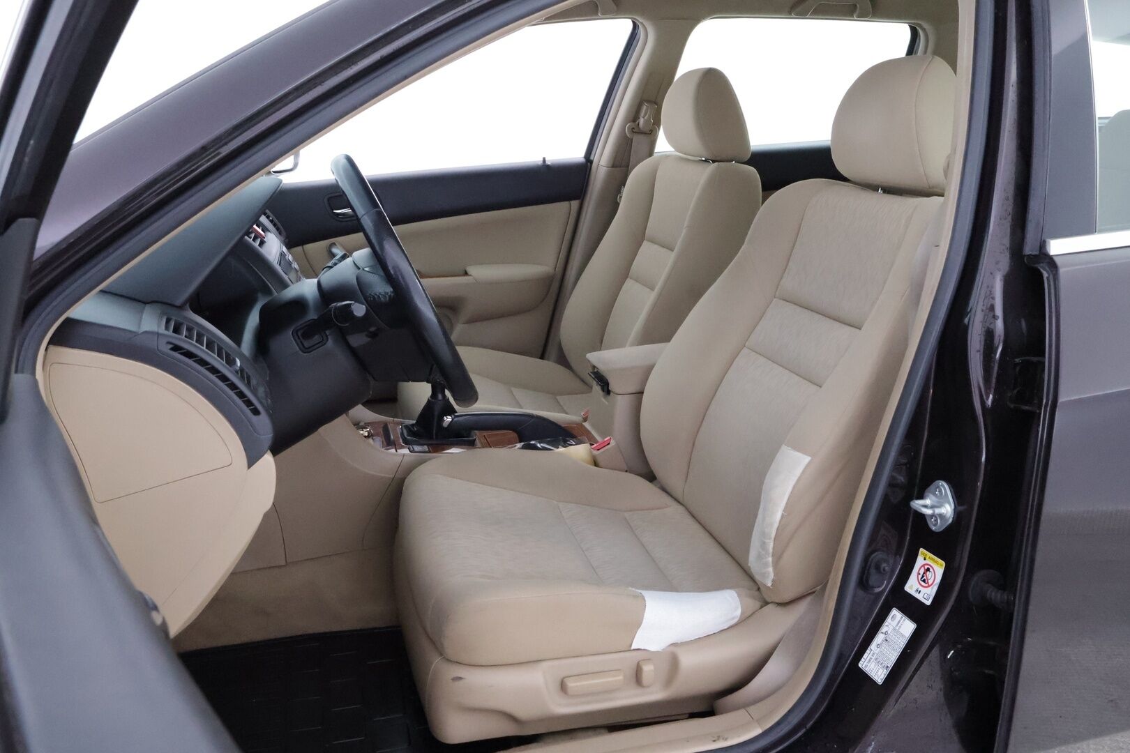 Honda Accord 2006 *MYYDÄÄN HUUTOKAUPAT.COM*