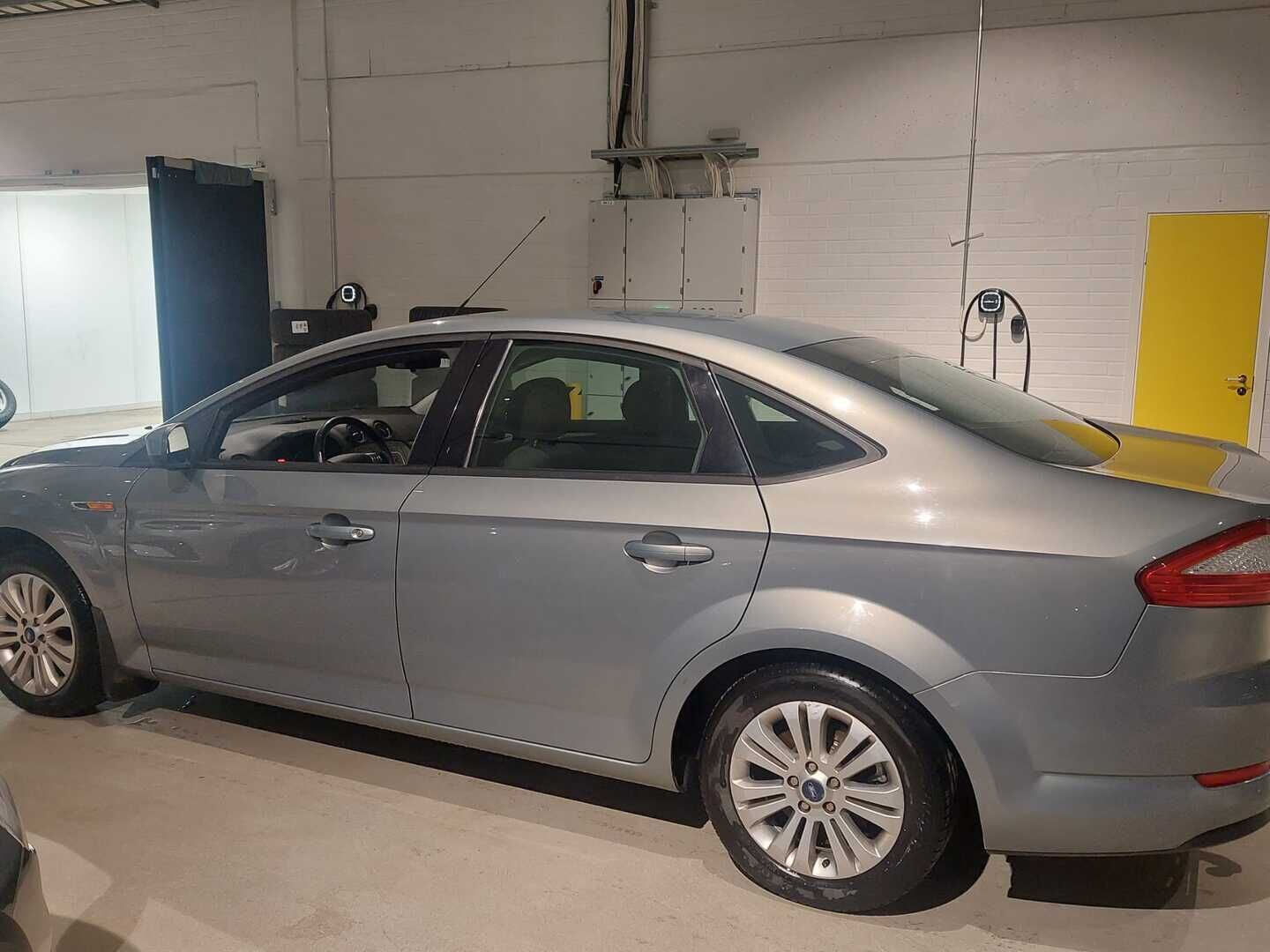 Ford Mondeo 2009 1,8 TDCi 100hv Trend M5 Sedan LEIMA 2/26 / JAKOPÄÄ 6/24 / Myydään Huutokaupat.com