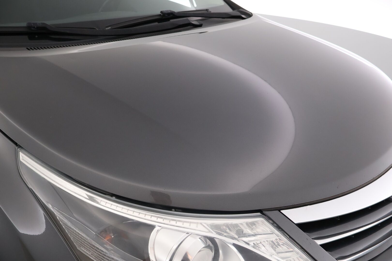 Toyota Avensis 2012 MYYDÄÄN HUUTOKAUPAT.COM
