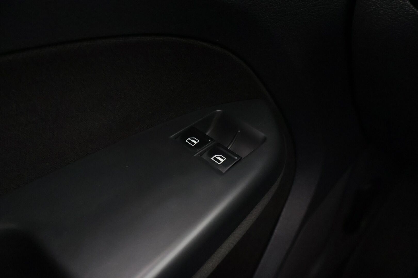 Volkswagen Touran 2008 Conceptline 1,9 TDI 77 kW 7-hlö *YritysOutlet - Myydään vain yrityksille * - ** Lohko / Vakkari / Leimaa 11/26 asti / Kahdet renkaat **