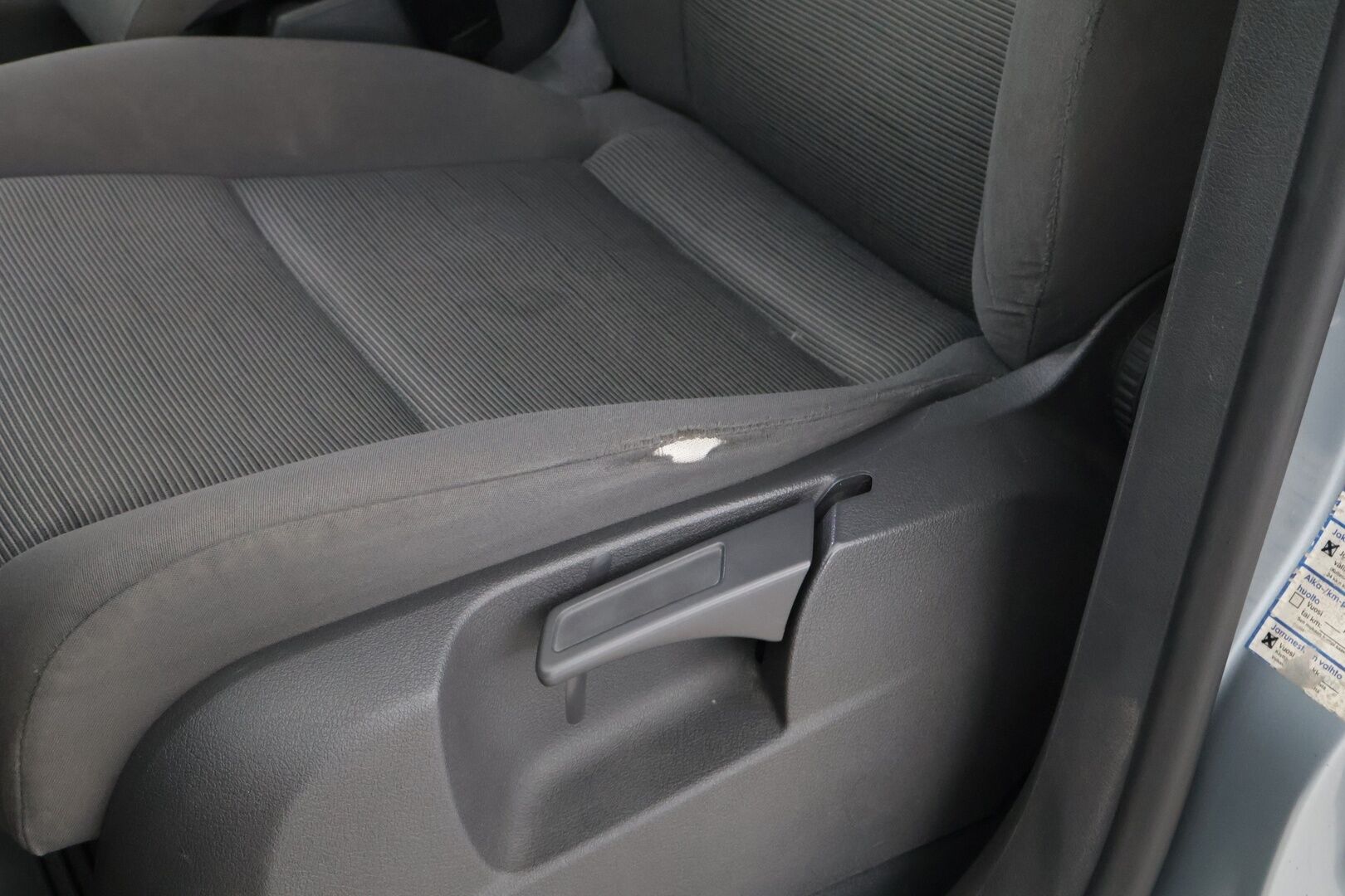 Volkswagen Touran 2008 Conceptline 1,9 TDI 77 kW 7-hlö *YritysOutlet - Myydään vain yrityksille * - ** Lohko / Vakkari / Leimaa 11/26 asti / Kahdet renkaat **