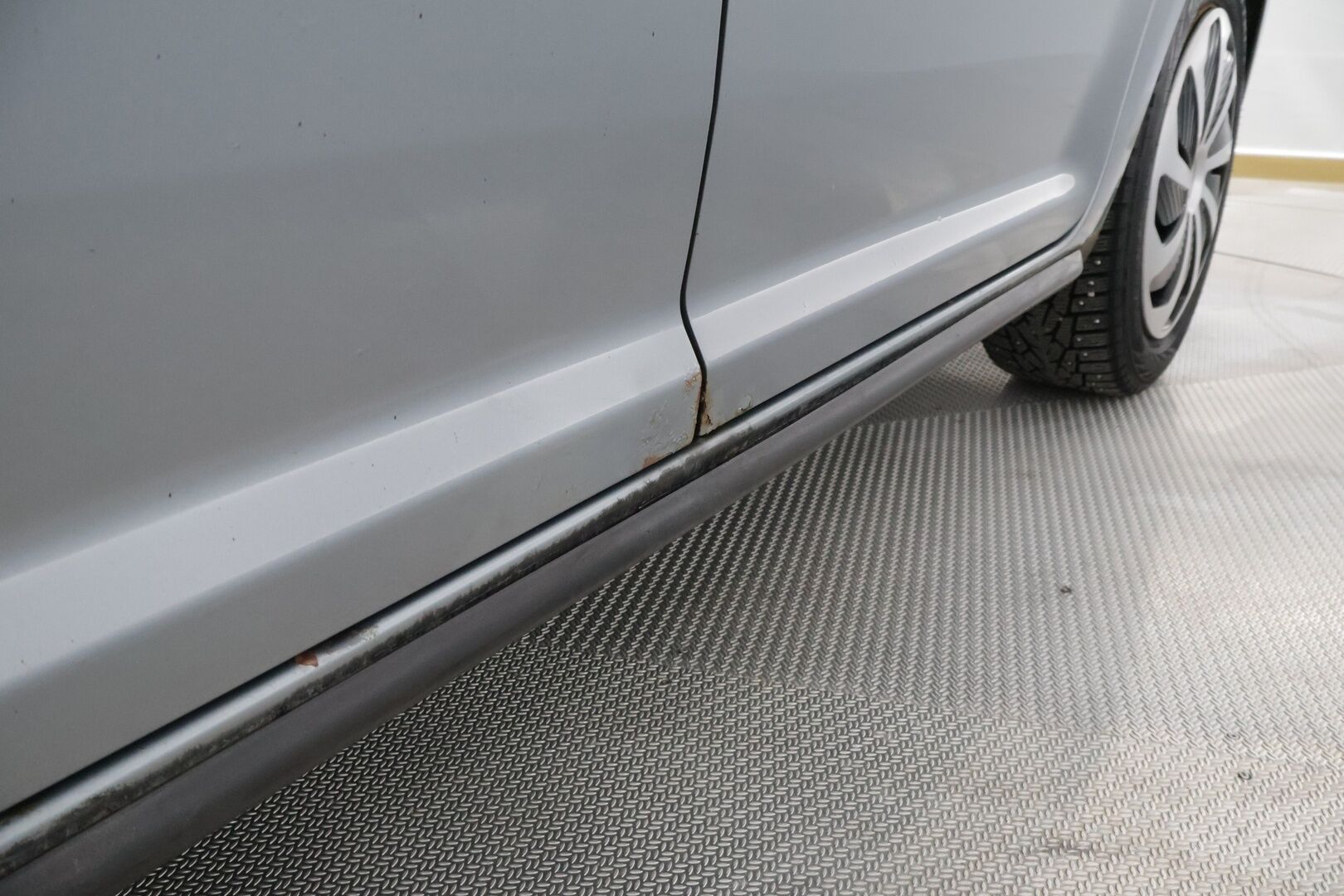 Volkswagen Touran 2008 Conceptline 1,9 TDI 77 kW 7-hlö *YritysOutlet - Myydään vain yrityksille * - ** Lohko / Vakkari / Leimaa 11/26 asti / Kahdet renkaat **