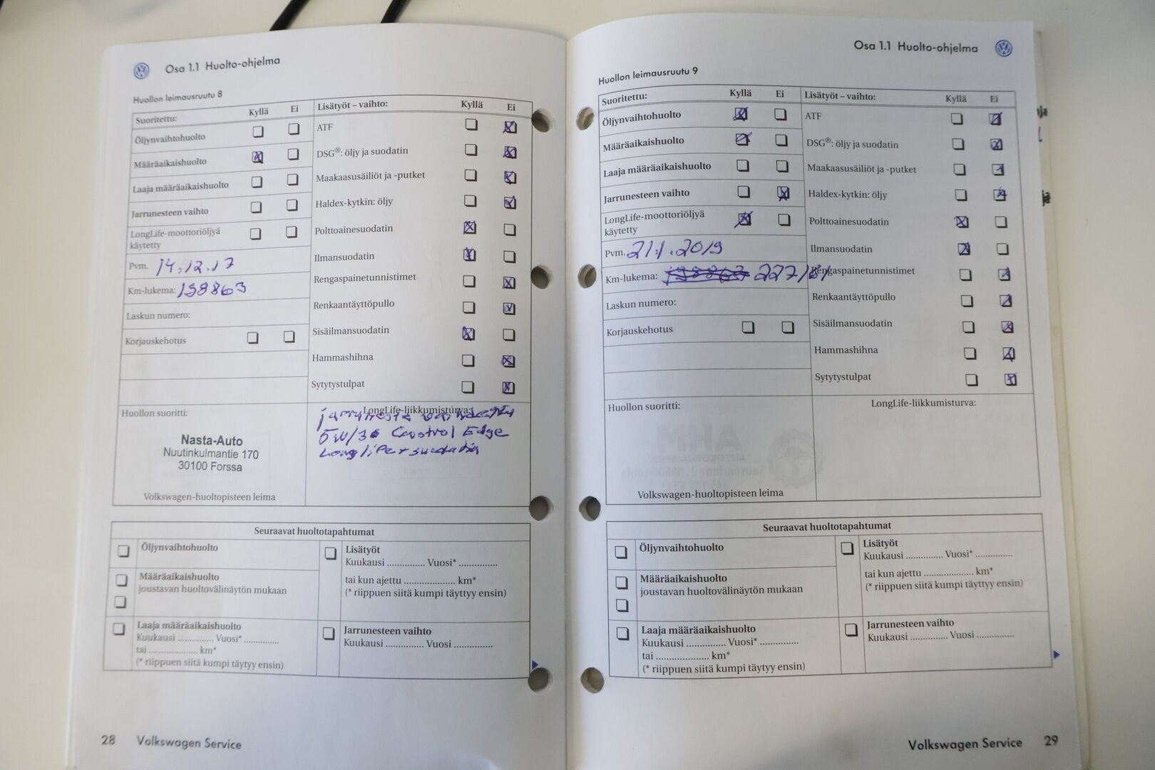 Volkswagen Touran 2008 Conceptline 1,9 TDI 77 kW 7-hlö *YritysOutlet - Myydään vain yrityksille * - ** Lohko / Vakkari / Leimaa 11/26 asti / Kahdet renkaat **