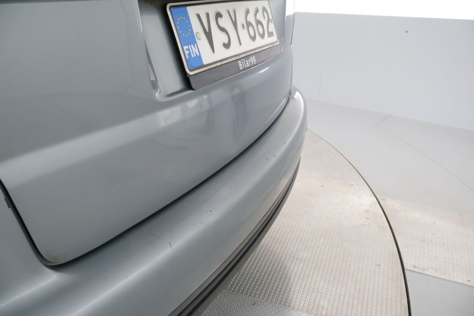 Volkswagen Touran 2008 Conceptline 1,9 TDI 77 kW 7-hlö *YritysOutlet - Myydään vain yrityksille * - ** Lohko / Vakkari / Leimaa 11/26 asti / Kahdet renkaat **