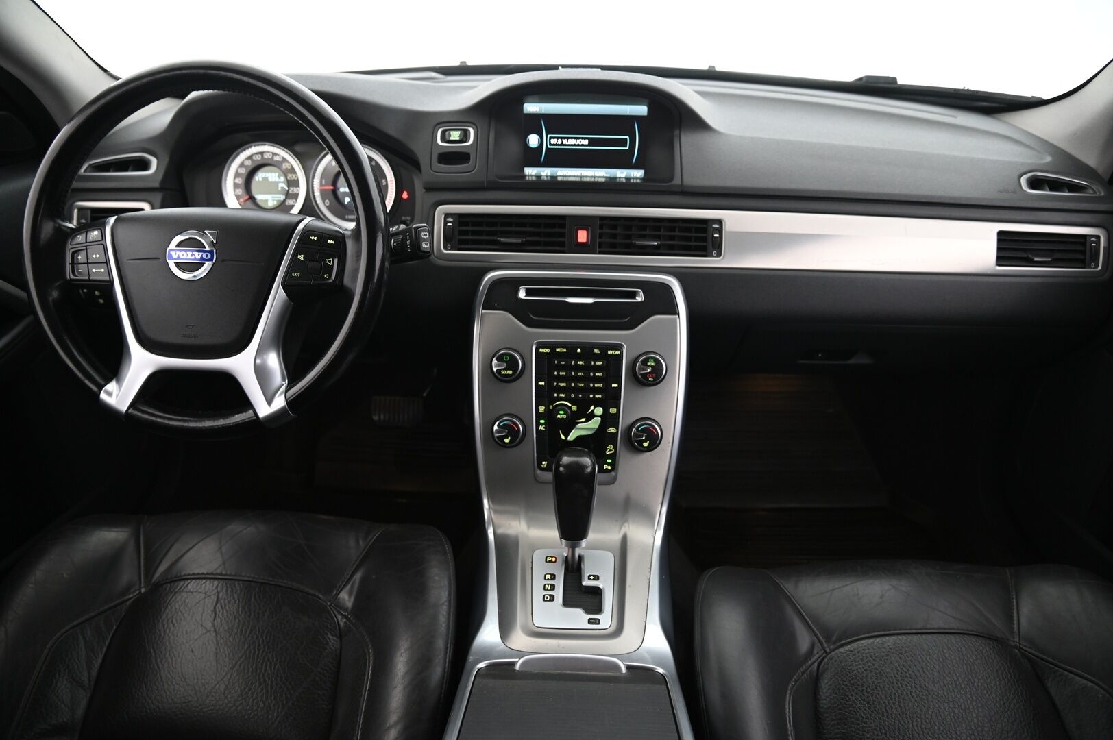 Volvo XC70 2012 D3 AWD Summum aut.  *Nahat  /Muistipenkki/  Pa-Lämmitin/  Kessy/  Koukku/  Bliss* - Suomiauto / Hyvin huollettu / Jakohihna vaihdettu 03/2023