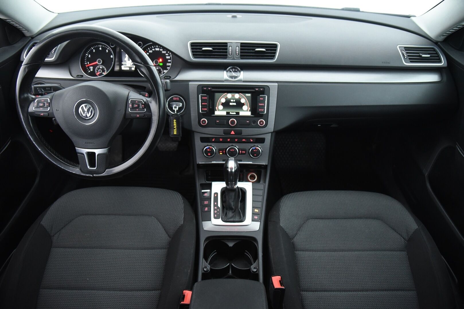 Volkswagen Passat 2012 Variant Comfortline 1,4 TSI MultiFuel 118 kW (160 hv) DSG-aut / Myydään huutokaupat.com:issa! - Myydään vain huutokaupat.com:issa! 