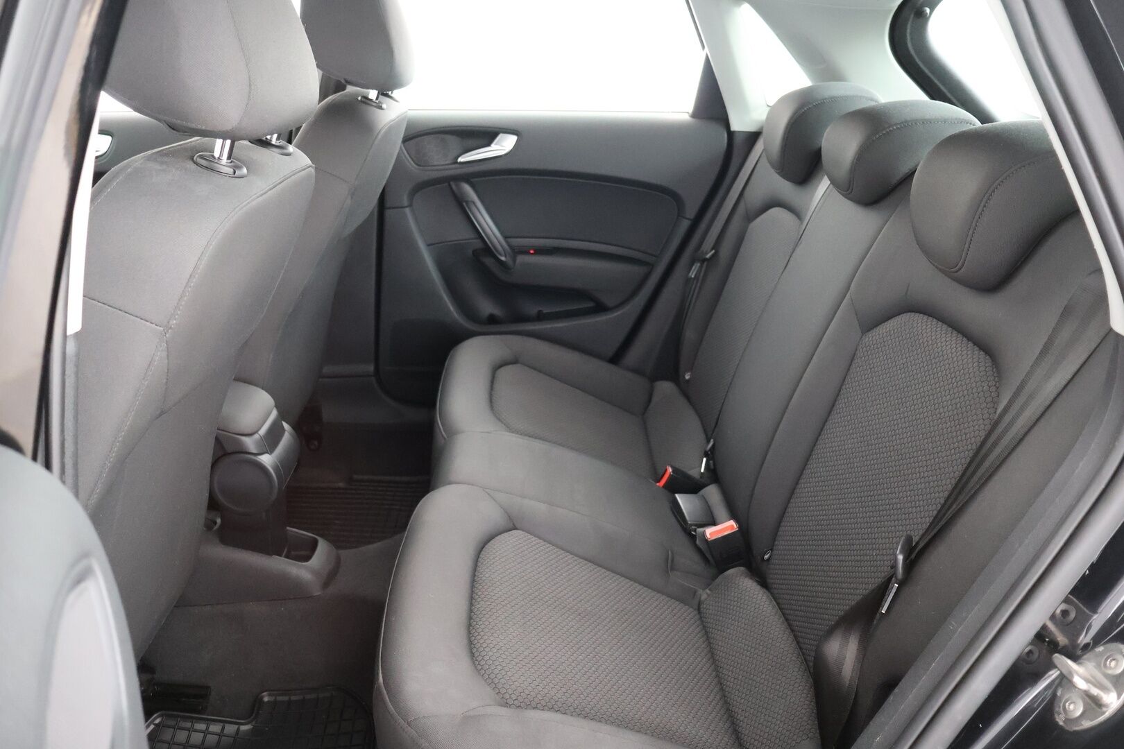 Audi A1 2012 Attraction 1,2 TFSI Start-Stop ** Lohko / Vakkari / S-Line ulko - Suomi auto | Jakoketju tehty  | 2x Renkaat Aluin | Lohkari sis.pistok.