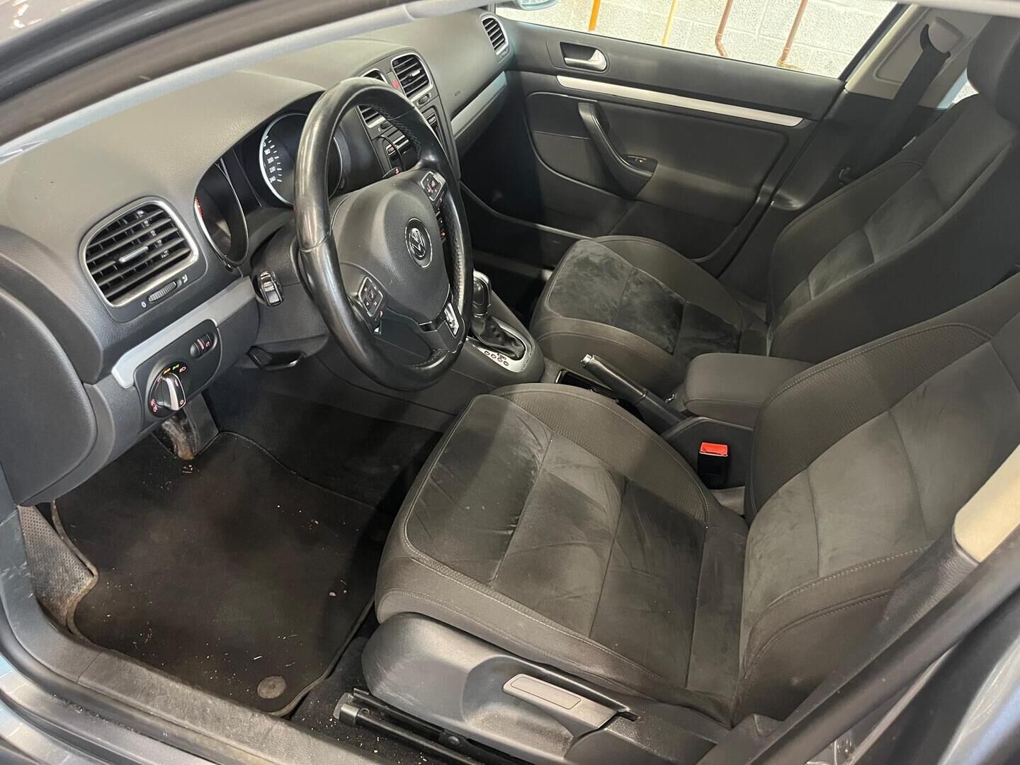 Volkswagen Golf 2012 Variant Highline 1,4 TSI 90 kW (122 hv) DSG-automaatti - JUURI TULLUT | Koukku | Kangas-Alcantara | Vakkari | Xenon | Lohko sisätilanlämmittimellä | Tutkat
