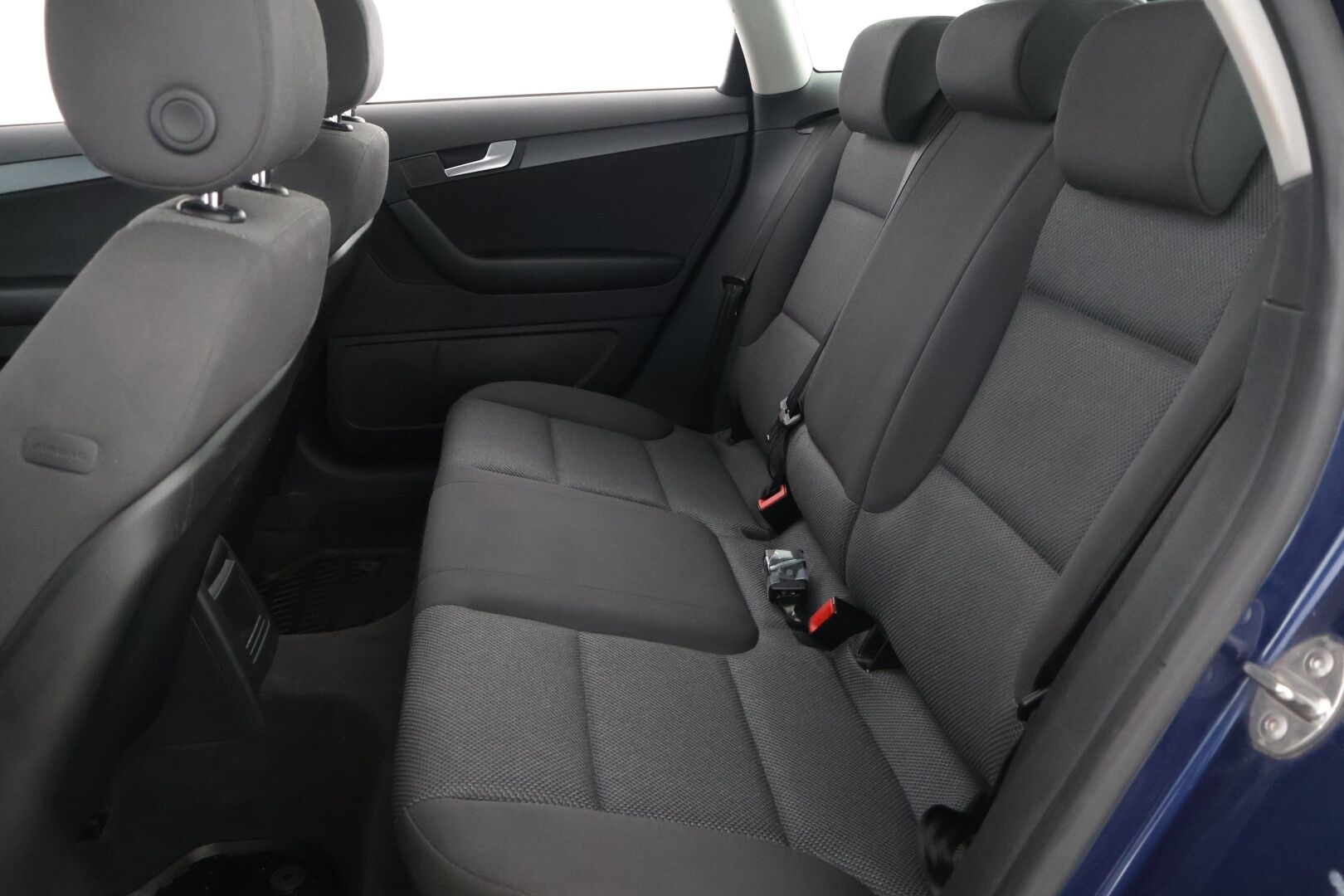 Audi A3 2012 Sportback Attraction S line Business Plus 1,2 TFSI 77 kW Start-Stop // Lohko / Bi-Xenon / Vakkari / Suomi-auto // - Viimeinen huolto 146tkm 3/2025 / Kahdet hyvät renkaat