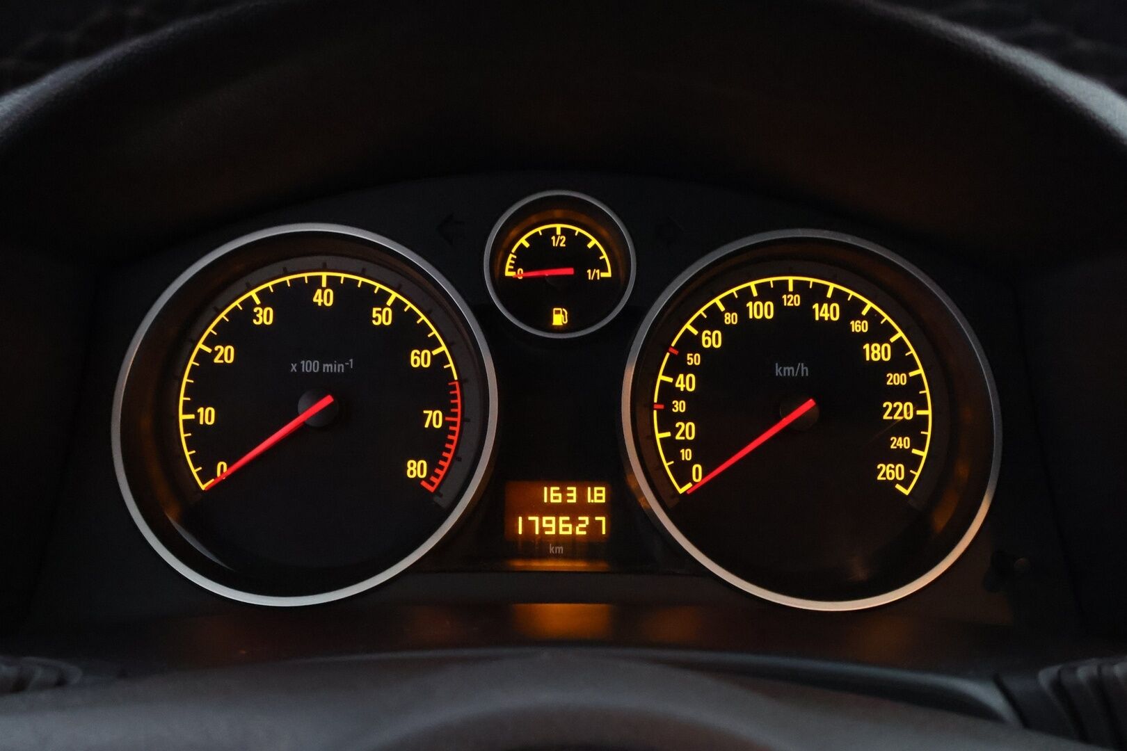 Opel Astra 2006 - YritysOutlet - Myydään vain yrityksille - – Tämä auto myydään YritysOutlet -valikoimasta vain yritykselle