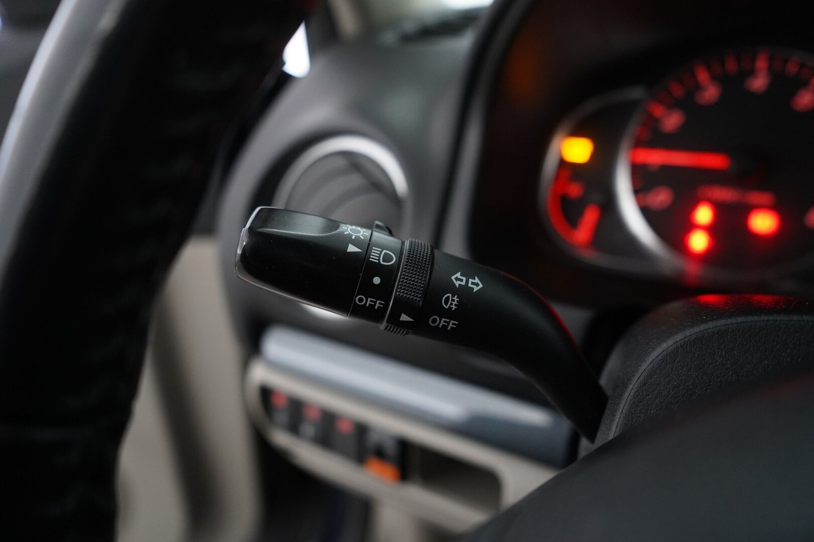 Mazda 6 2007 YritysOutlet - Myydään vain yrityksille - – Tämä auto myydään YritysOutlet -valikoimasta vain yritykselle