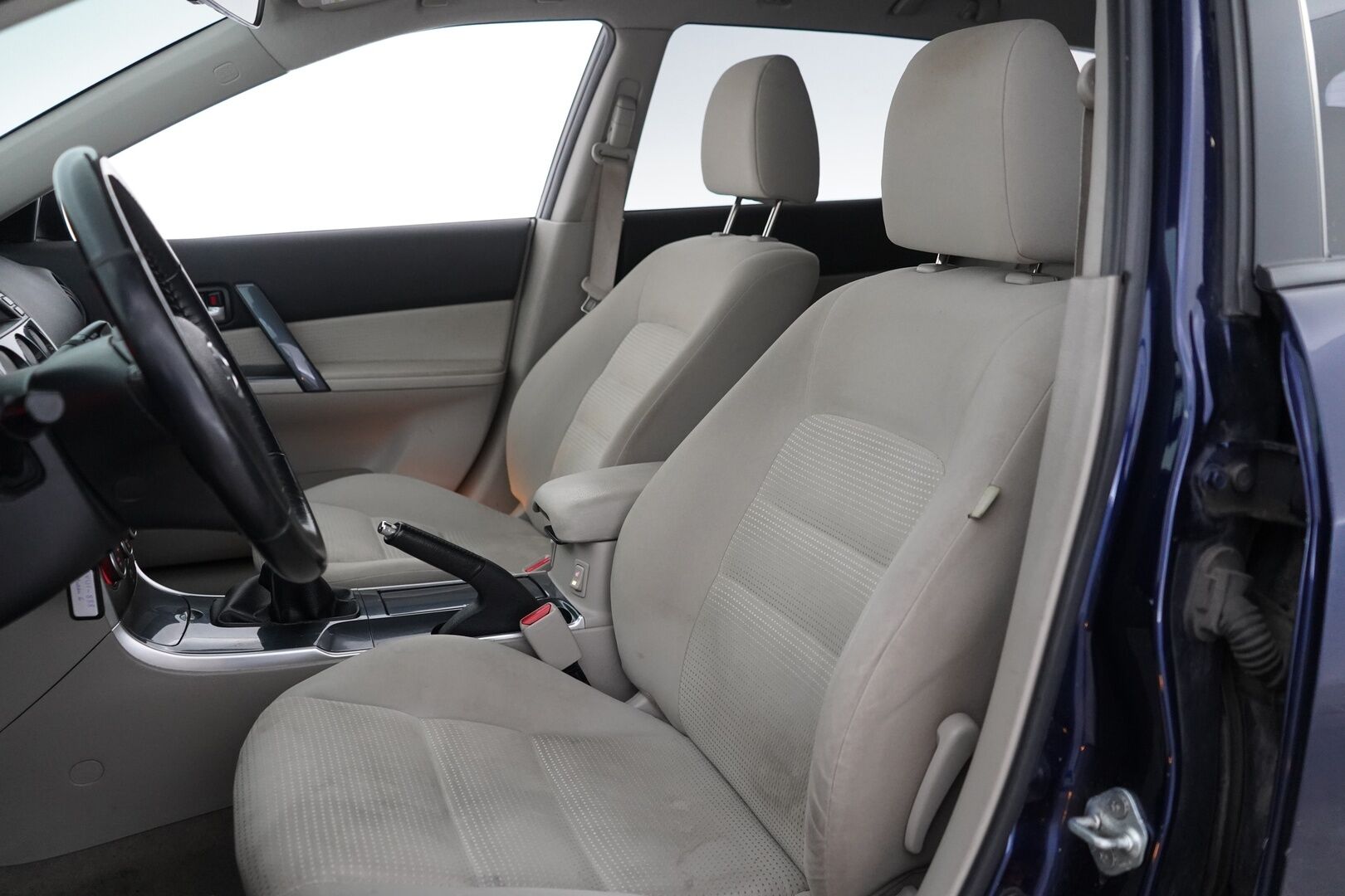 Mazda 6 2007 YritysOutlet - Myydään vain yrityksille - – Tämä auto myydään YritysOutlet -valikoimasta vain yritykselle