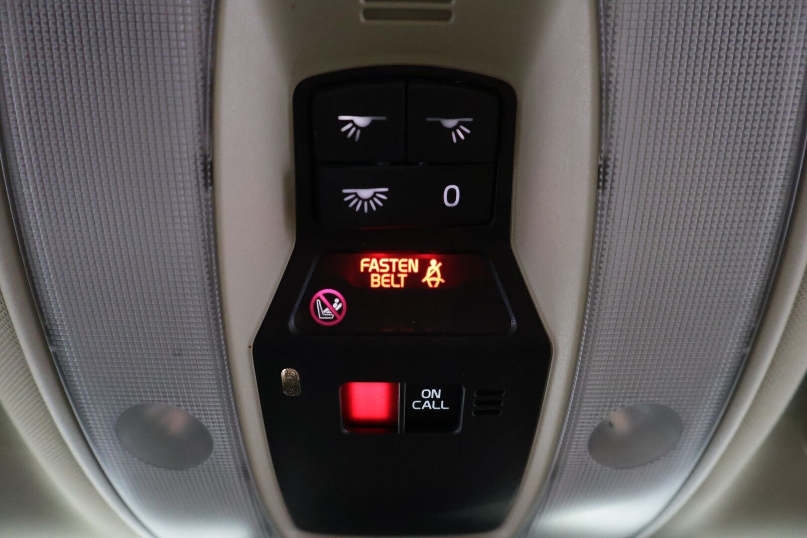 Volvo XC70 2014 D5 AWD Summum Edition aut ** VOC / Webasto / Tuuletetut istuimet / Koukku / Näytöt takana - ** Jakopää tehty / 1-om Suomi-auto / Harvinainen / Katso varusteet **