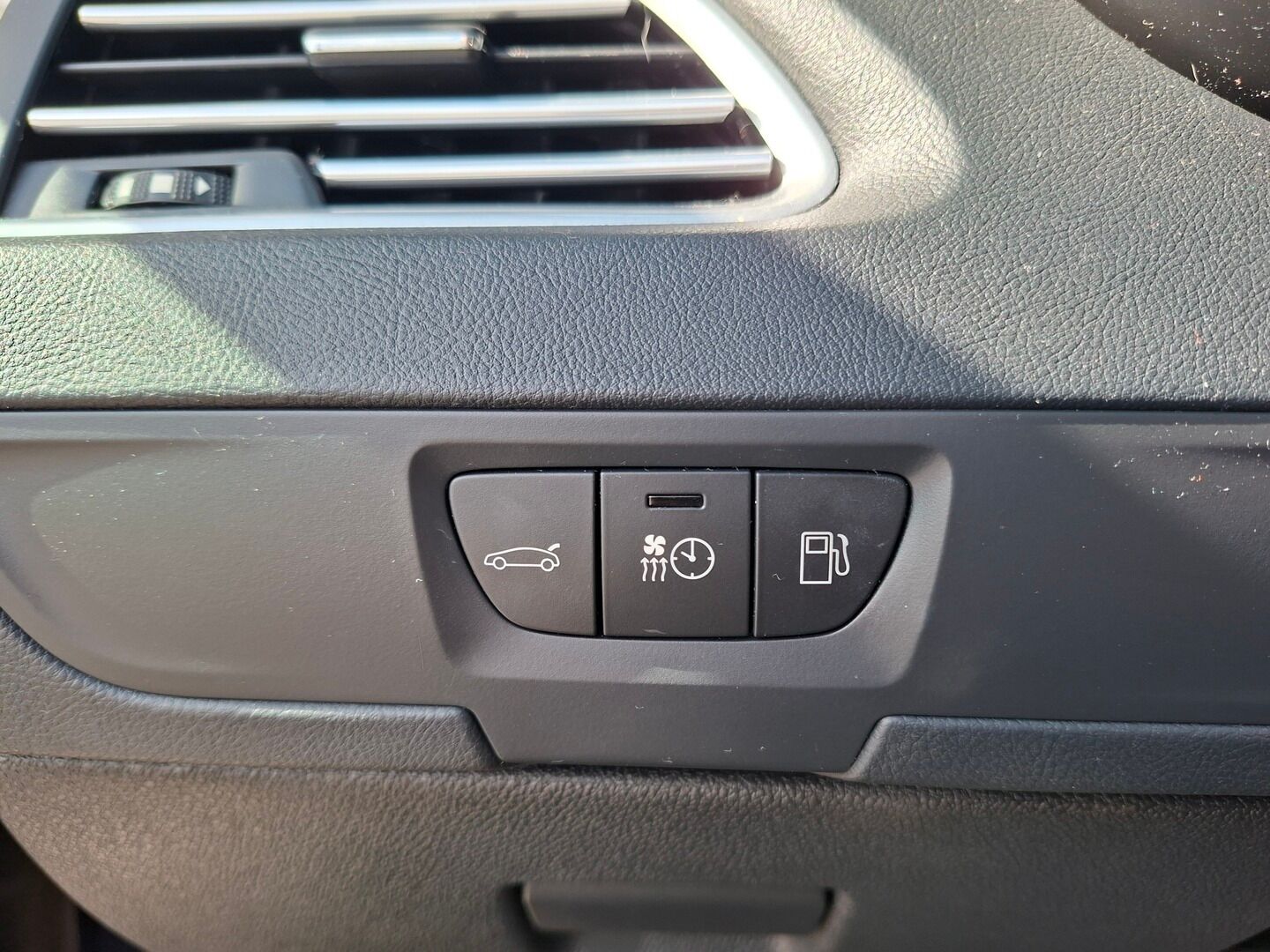 Peugeot 508 2012 SW Active HDi 115 FAP - YritysOutlet - Myydään vain yrityksille - – Tämä auto myydään YritysOutlet -valikoimasta vain yritykselle
