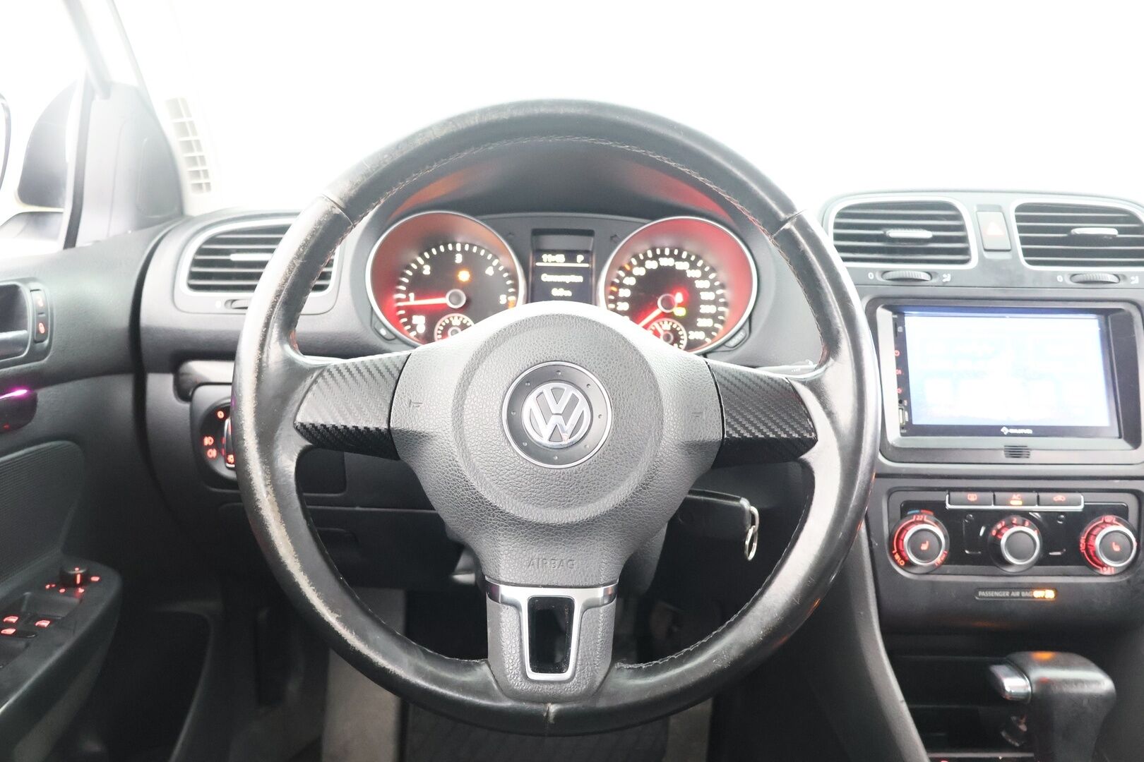 Volkswagen Golf 2010 GOLF Farmari (AC) 4ov 1968cm3 A  *YritysOutlet - Myydään vain yrityksille* - *YritysOutlet - Myydään vain yrityksille*