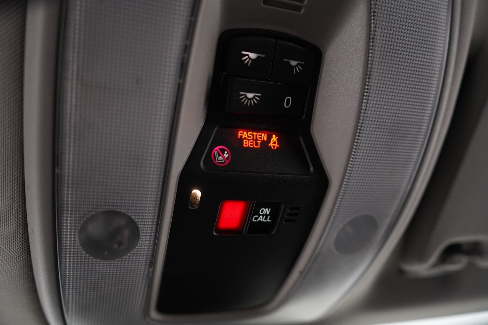 Volvo XC60 2014 D4 AWD Summum Aut. *Webasto / Vakkari / Koukku / Nahat / Digimittaristo* - Suomi-auto / Särmä huoltohistoria / Tuulilasi uusittu juuri / Juuri katsastettu / Jakohihna vaihdettu 263tkm - HULLU BLACKWEEK KORKOTARJOUS 2,49%