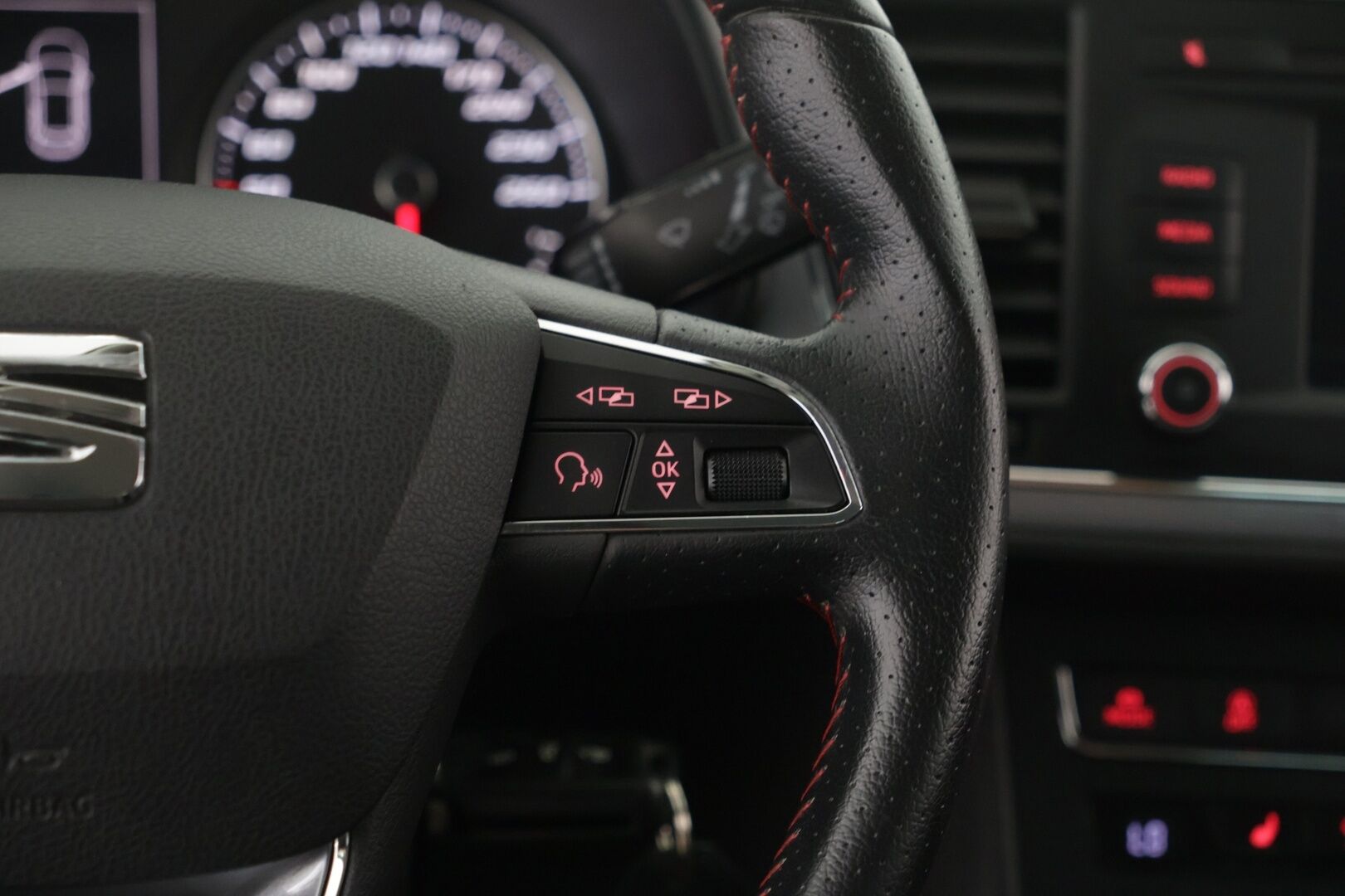 Seat Leon 2015 1,4 TSI 140 FR - | Sporttinen! | Vakionopeudensäädin | Ilmastointi | Lohko & sisälämmitin | 