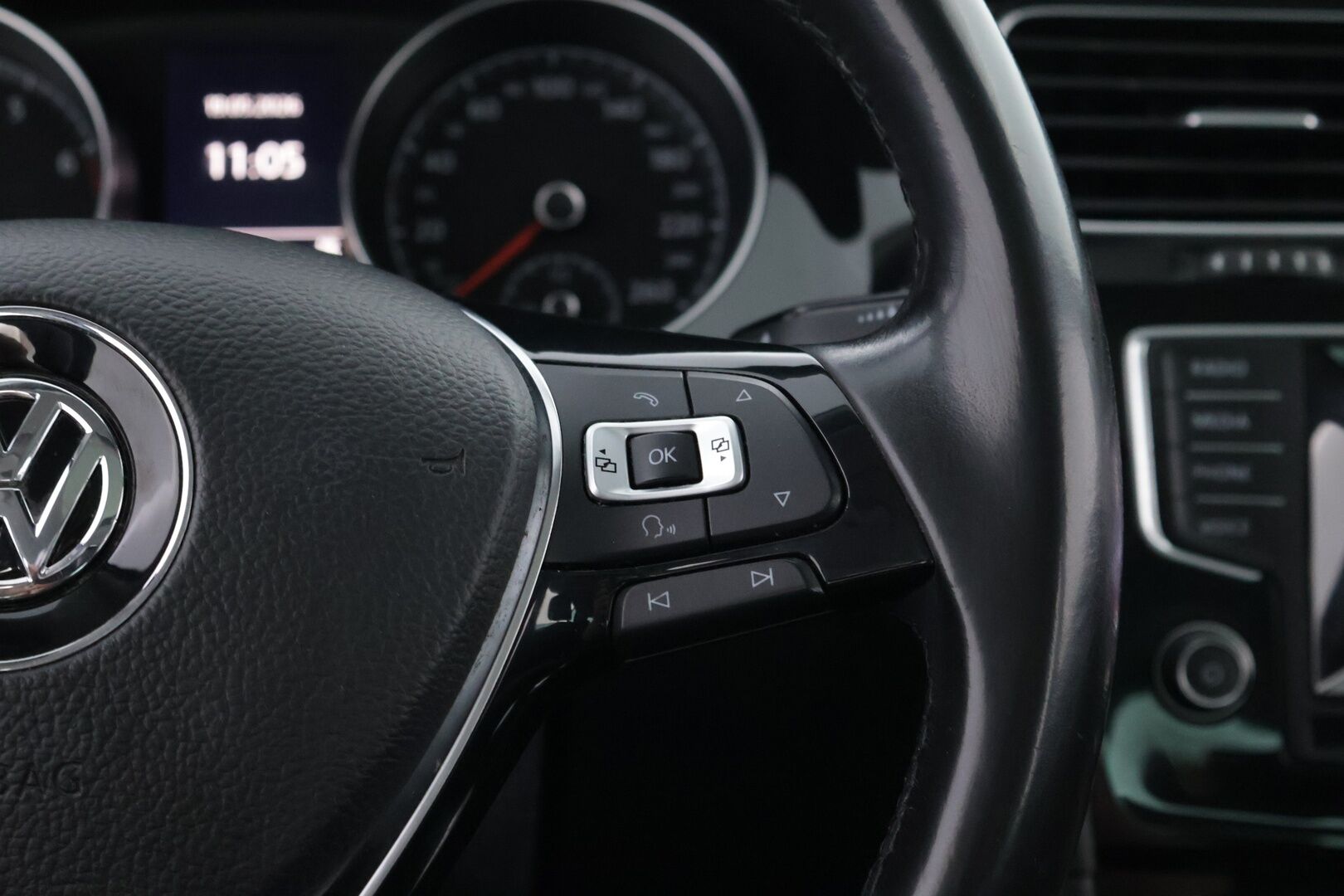 Volkswagen Golf 2013 Highline 1,4 TSI 103 kW (140 hv) ACT BlueMotion Technology DSG-automaatti - Webasto | Adapt.Vakkari | Kattoluukku | Peruutuskamera | Bi-Xenon | Vetokoukku | Hieronta | KeylessGo | Supervarusteet!