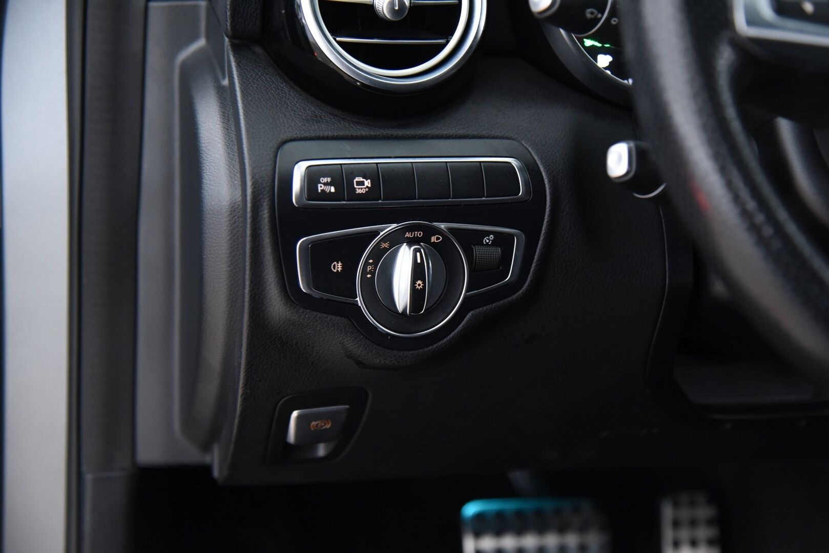 Mercedes-Benz C 2018 250 d T A Premium Business AMG / IHC+ / Nahkasisusta / Muistipenkit / 360° / Ambient / - Harvinainen ja Tehokas 204hv malli! - HULLUT VÄLIPÄIVÄT KORKOTARJOUS 2,49%