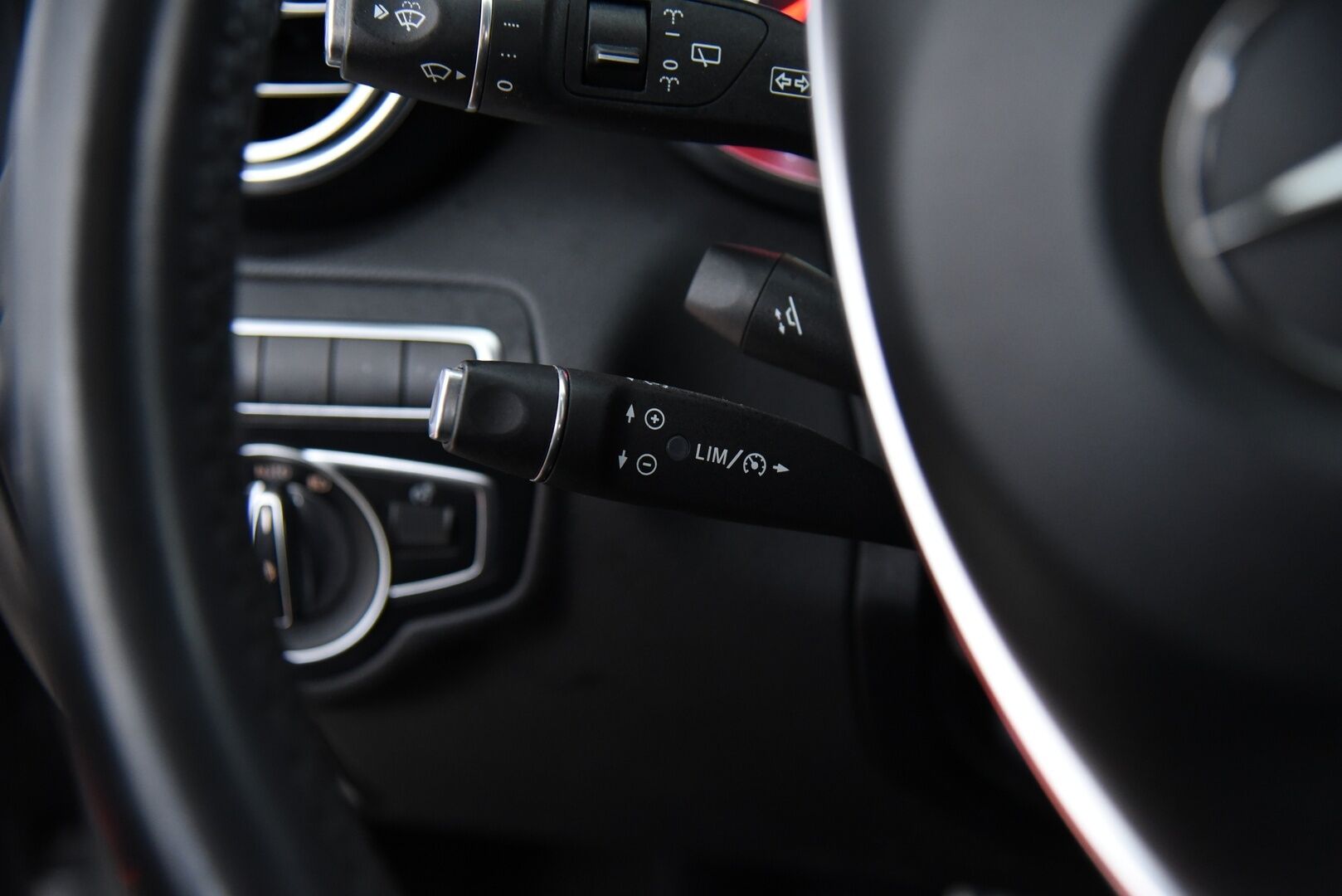 Mercedes-Benz C 2018 250 d T A Premium Business AMG / IHC+ / Nahkasisusta / Muistipenkit / 360° / Ambient / - Harvinainen ja Tehokas 204hv malli! - HULLUT VÄLIPÄIVÄT KORKOTARJOUS 2,49%