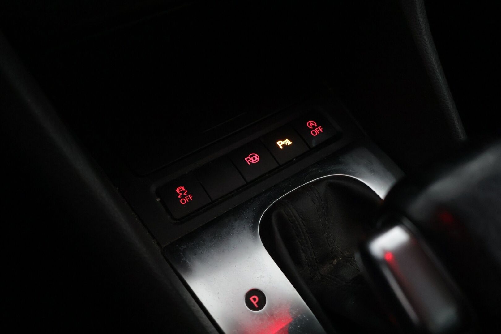 Volkswagen Golf 2010 Variant Highline 1,6 TDI 77 kW (105 hv) BlueMotion Technology DSG-automaatti *YritysOutlet - Myydään vain yrityksille* - *YritysOutlet - Myydään vain yrityksille*