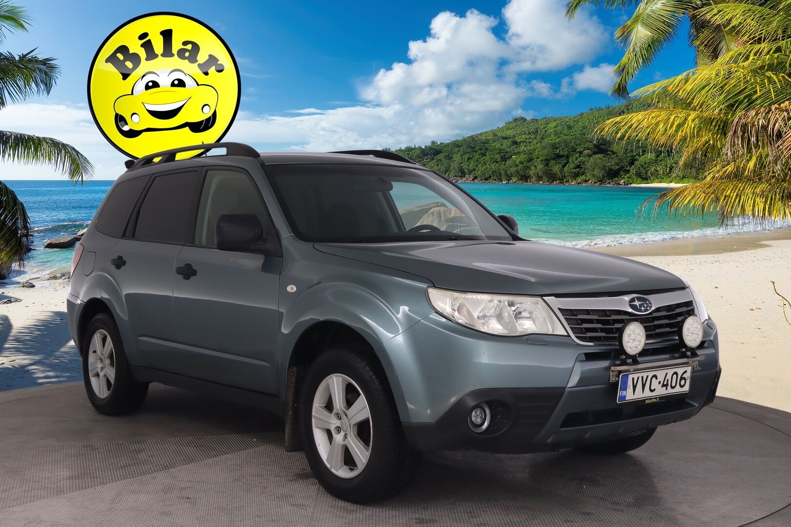 Subaru Forester 2010 2,0 X BR AT - Vakkari | Koukku | Lohko + sisäpistoke | 2x renkaat aluvanteilla