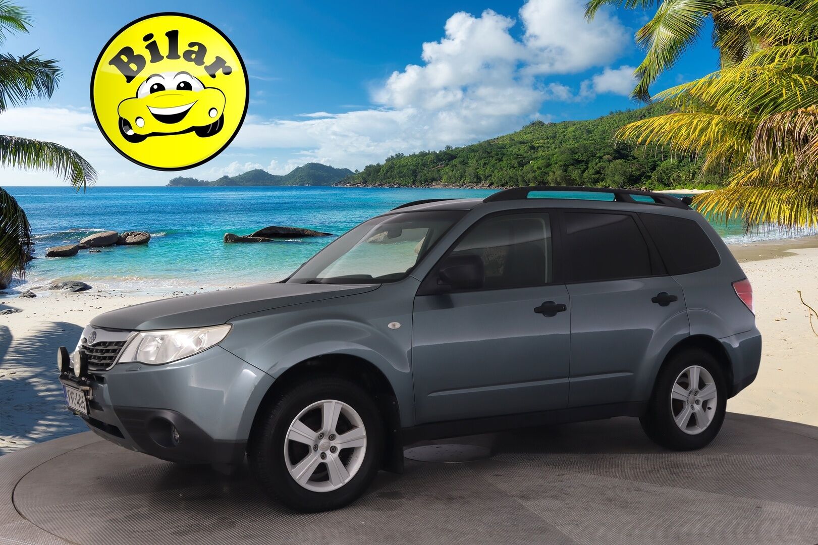 Subaru Forester 2010 2,0 X BR AT - Vakkari | Koukku | Lohko + sisäpistoke | 2x renkaat aluvanteilla