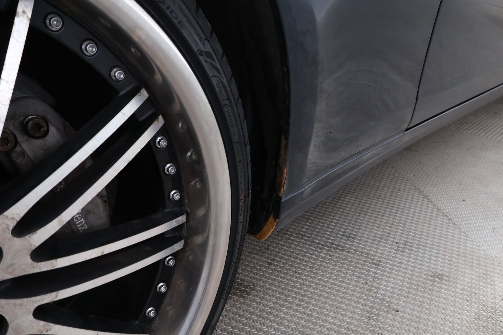 Mercedes-Benz CLS 2005 350 V6 Business A * - YritysOutlet - Myydään vain yrityksille - – Tämä auto myydään YritysOutlet -valikoimasta vain yritykselle