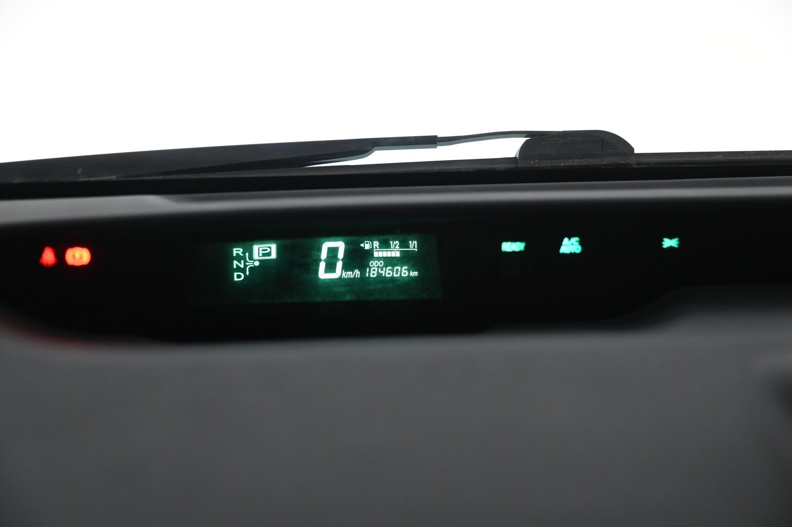 Toyota Prius 2007 1.5 Hybrid Liftback *Vakionopeudensäädin / Ilmastointi / Penkinlämmittimet* - 2x Renkaat / 2x avain / Lohkolämmitin sisätilan pistokkeella* 