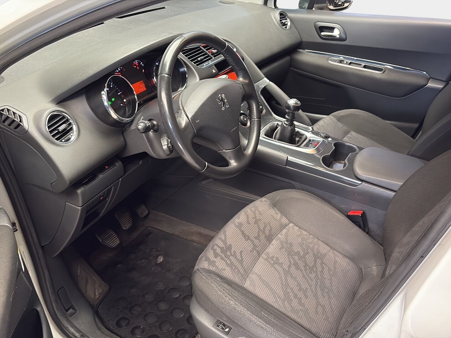 Peugeot 3008 2010 Premium HDi 110 FAP Business -YritysOutlet - Myydään vain yrityksille - -YritysOutlet - Myydään vain yrityksille