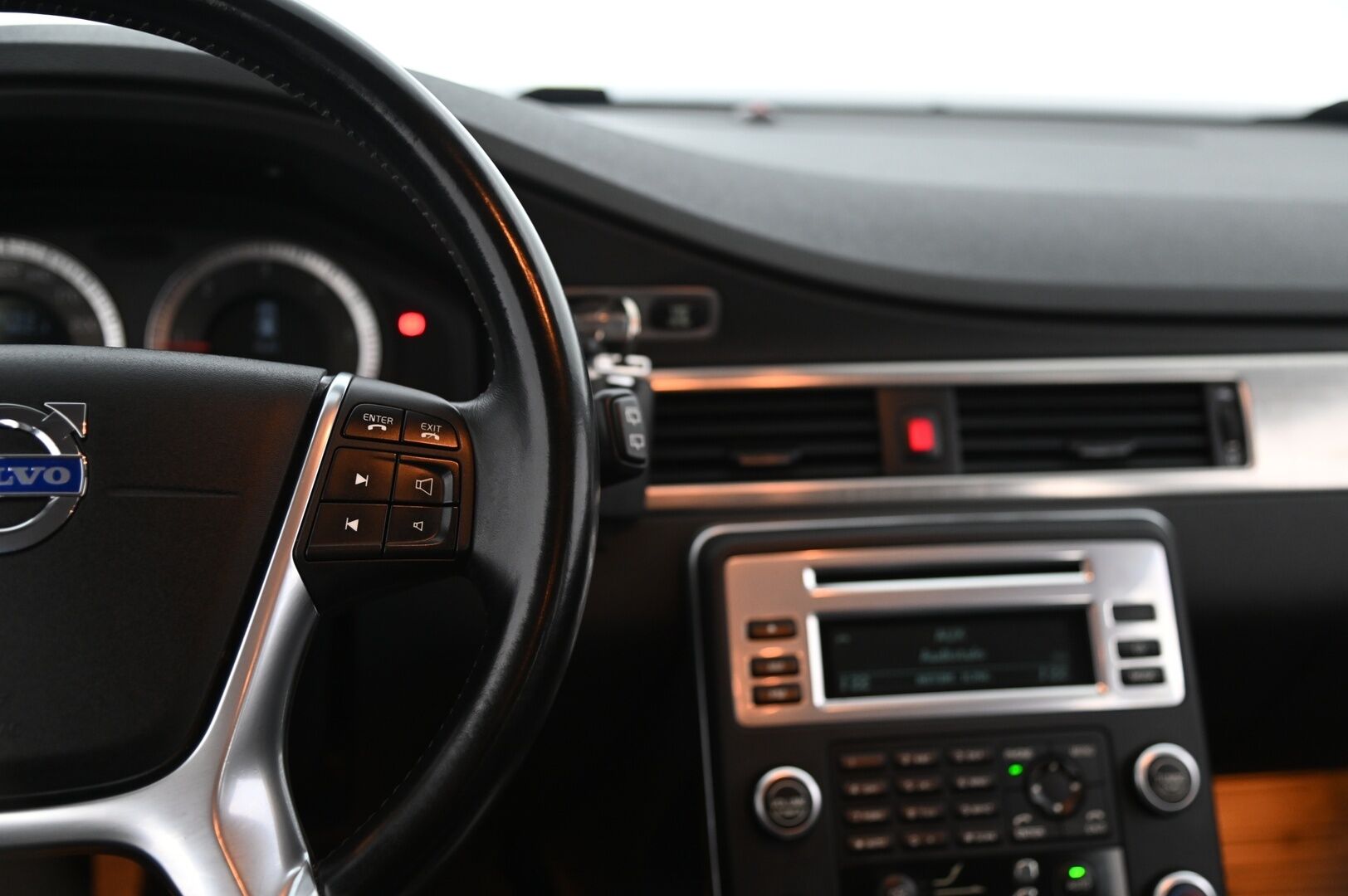 Volvo V70 2011 1,6D DRIVe Momentum Business **MYYDÄÄN HUUTOKAUPAT.COM** - **MYYDÄÄN HUUTOKAUPAT.COM**