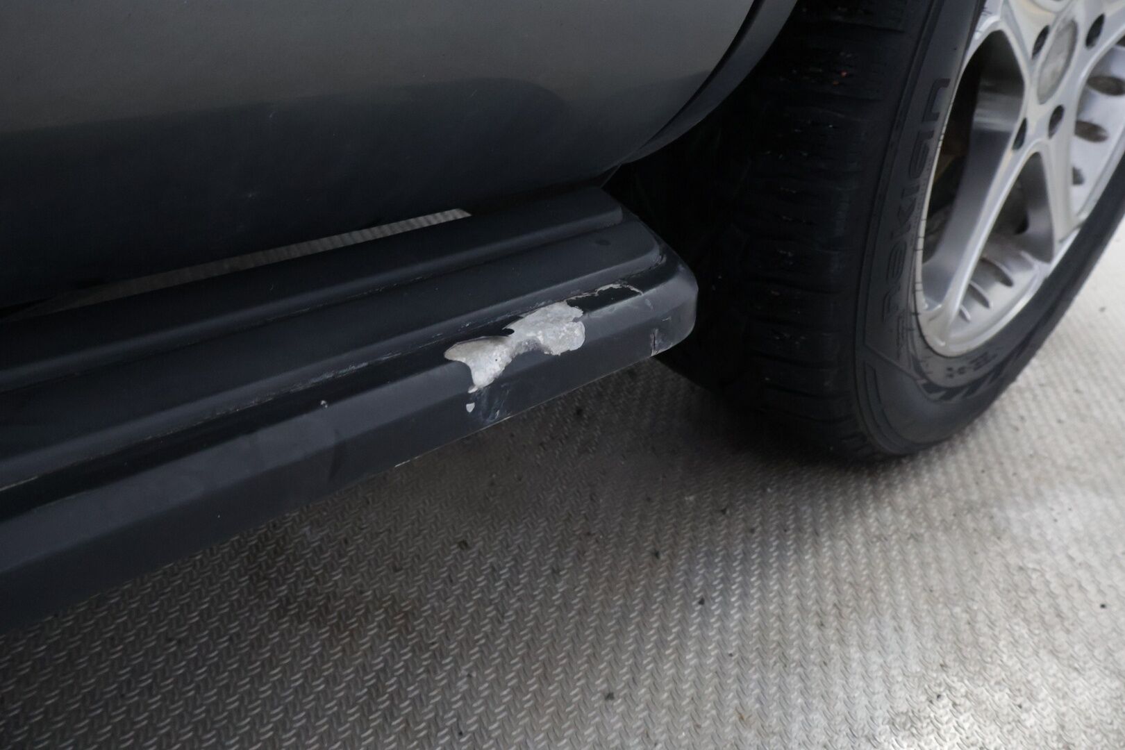 Volkswagen Touareg 2011 3,0 V6 TDI 176 kW (240 hv) 4XMOTION BlueMotion Technology Tiptronic-automaatti MYYDÄÄN HUUTOKAUPAT.COM! - MYYDÄÄN HUUTOKAUPAT.COM!