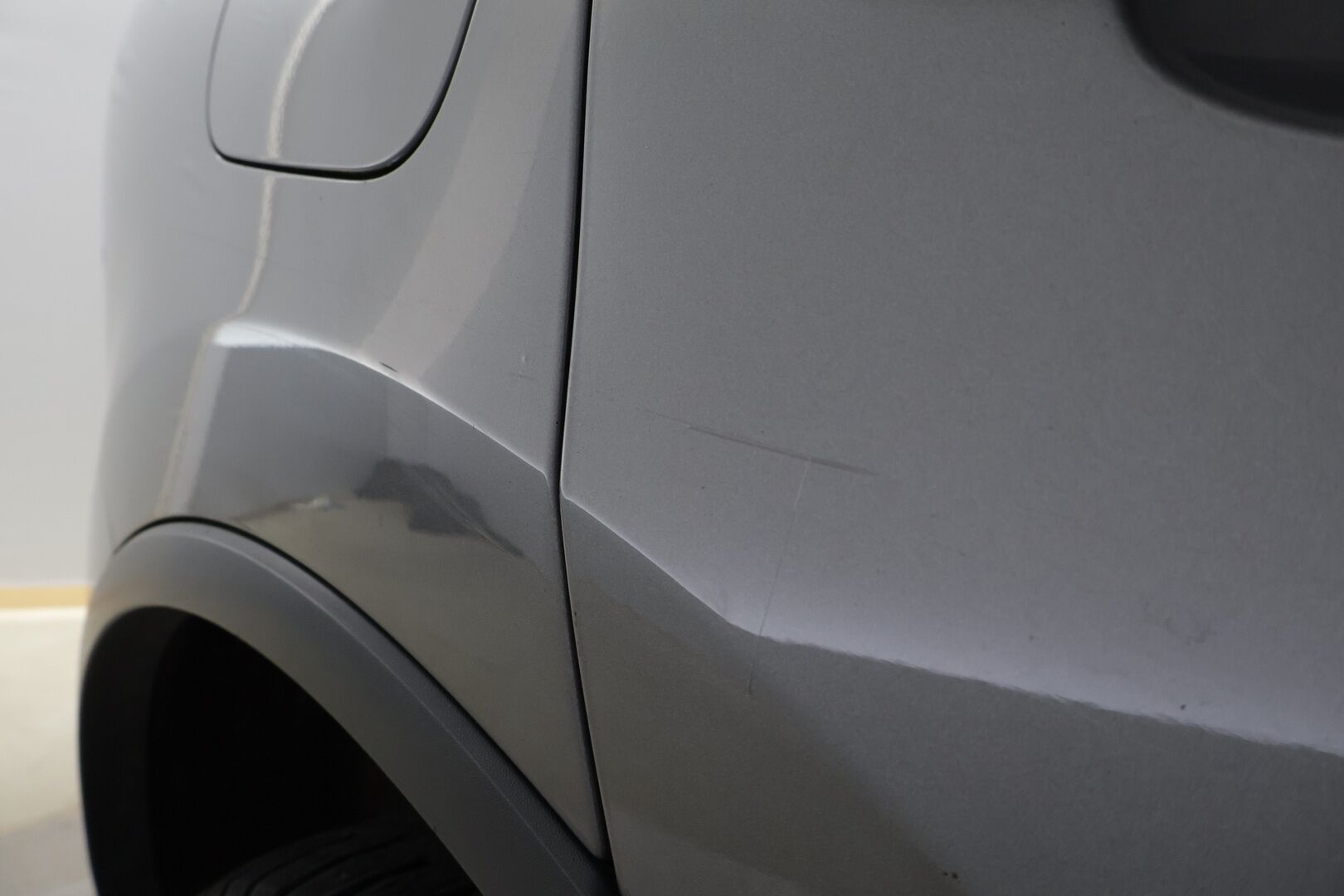 Volkswagen Touareg 2011 3,0 V6 TDI 176 kW (240 hv) 4XMOTION BlueMotion Technology Tiptronic-automaatti - YritysOutlet - Myydään vain yrityksille - Hyvät varusteet / Yritysasiakkaille myynnissä!