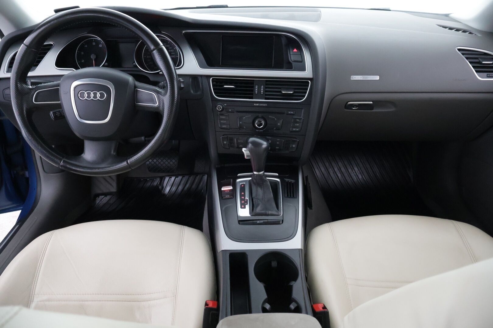 Audi A5 2011 Sportback Business 1,8 TFSI 118 kW multitronic-autom.** YritysOutlet - Myydään vain yrityksille - Juuri katsastettu | Suomi-auto | Webasto | Lohko | Vakkari | Xenon | Sporttipenkit | 2x Renkaat alumiinivanteilla