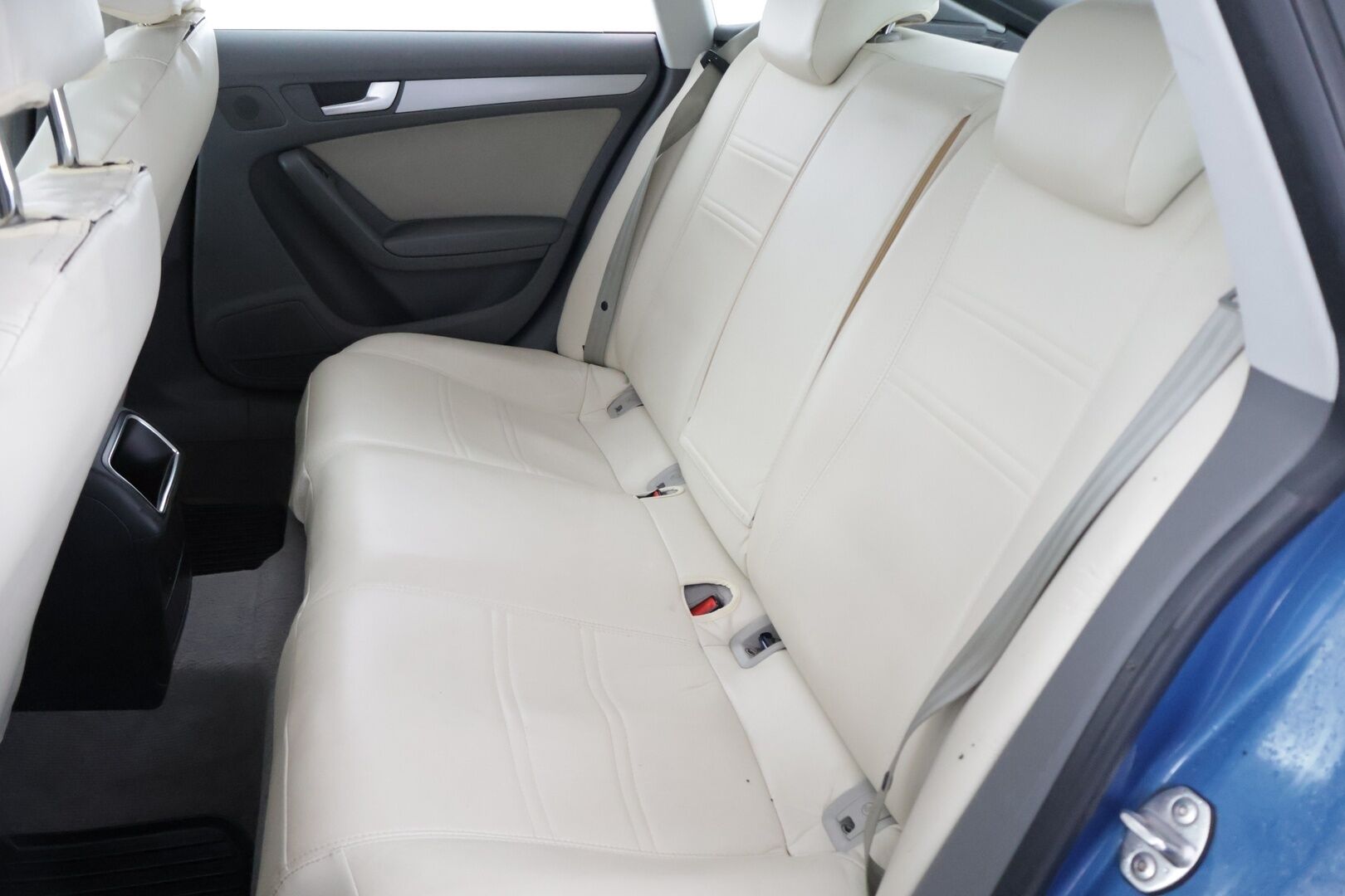Audi A5 2011 Sportback Business 1,8 TFSI 118 kW multitronic-autom.** YritysOutlet - Myydään vain yrityksille - Juuri katsastettu | Suomi-auto | Webasto | Lohko | Vakkari | Xenon | Sporttipenkit | 2x Renkaat alumiinivanteilla