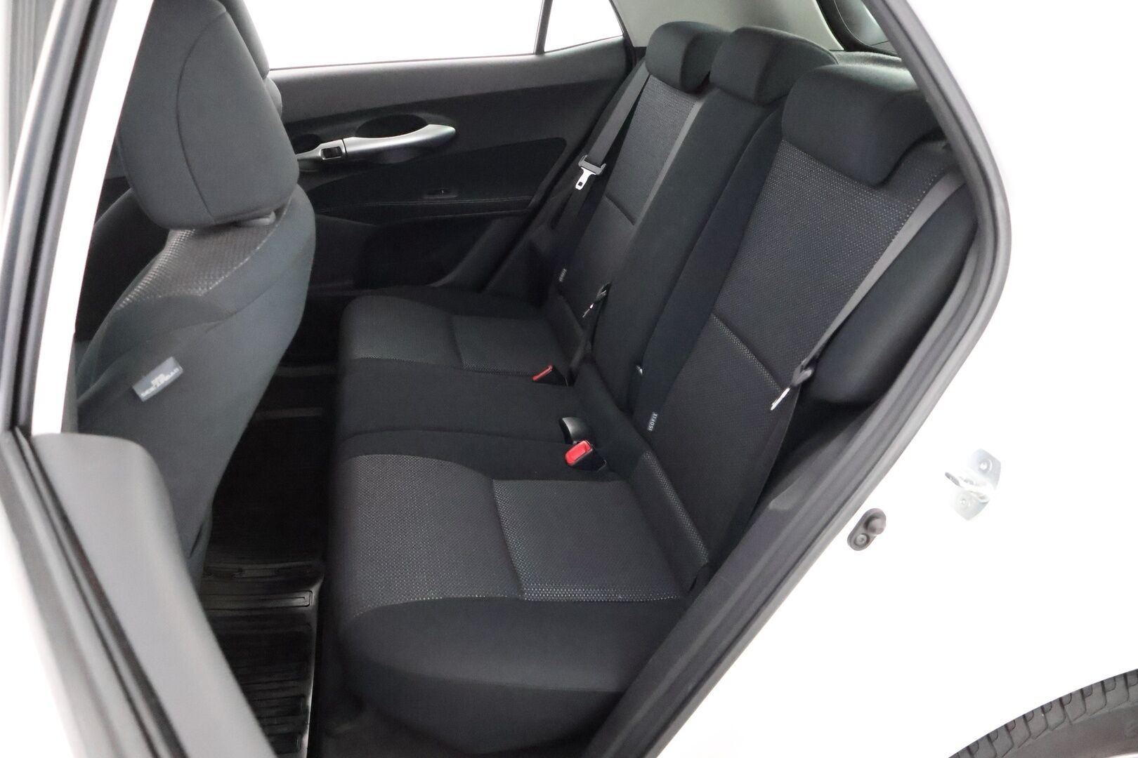 Toyota Auris 2011 1,8 HSD Linea Sol 5ov - Suomiauto / Vakkari / Lohko & Sisäpistoke / 2x Renkaat / Siisti / Juuri tullut Tampereelle!