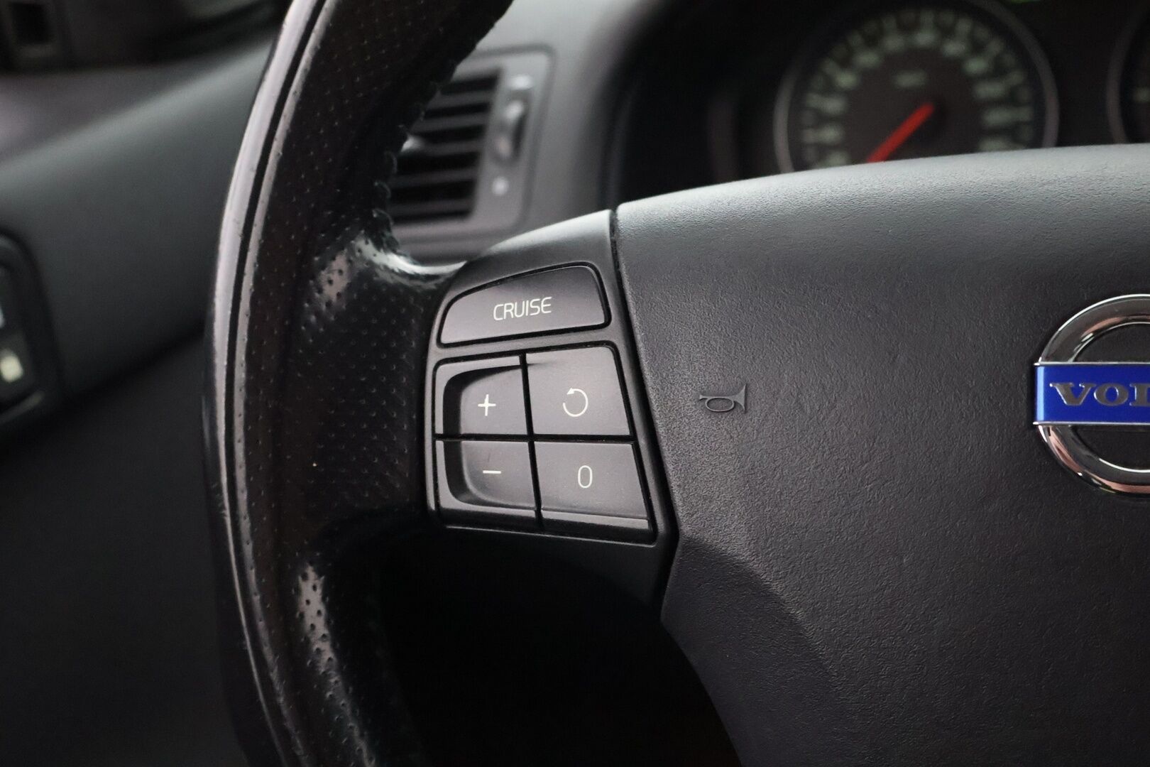 Volvo V50 2011 1,6D DRIVe S/S Classic man - MYYDÄÄN HUUTOKAUPAT.COM!