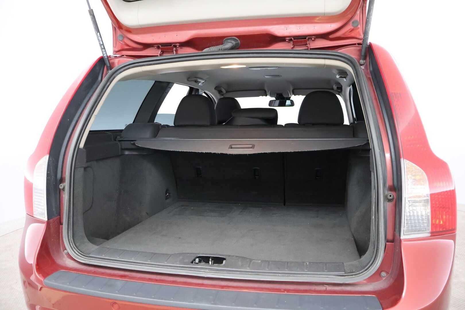 Volvo V50 2011 1,6D DRIVe S/S Classic man - MYYDÄÄN HUUTOKAUPAT.COM!