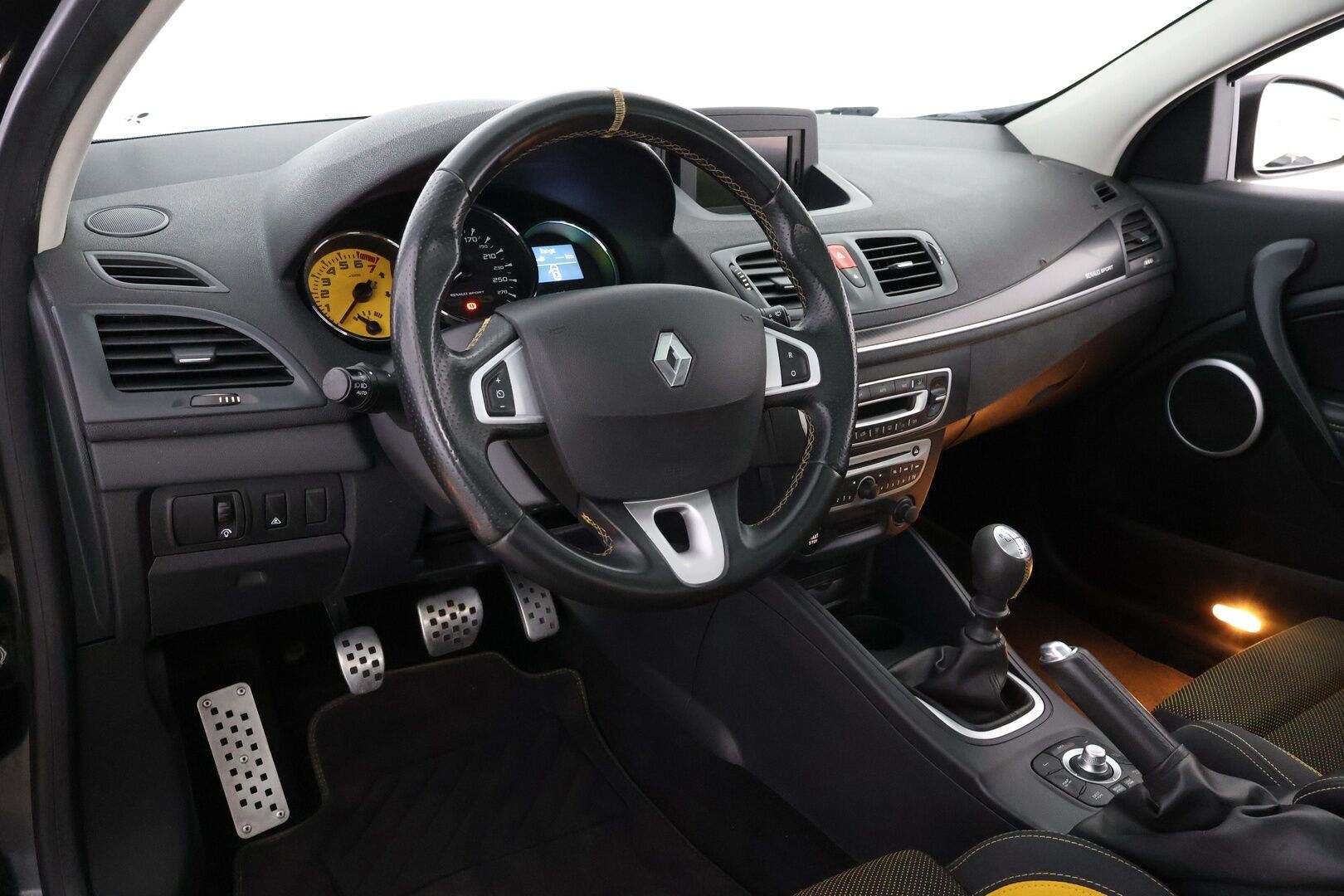 Renault Megane 2011 RS 2,0 T 250hv 6MT - Suomiauto | Lasikattoluukku | Kuppipenkit | Lohkolämmitin | Xenon | Navi | Vakkari | NÄYTTÄVÄ!
