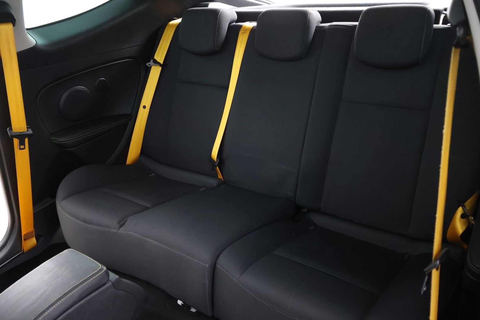 Renault Megane 2011 RS 2,0 T 250hv 6MT - Suomiauto | Lasikattoluukku | Kuppipenkit | Lohkolämmitin | Xenon | Navi | Vakkari | NÄYTTÄVÄ!