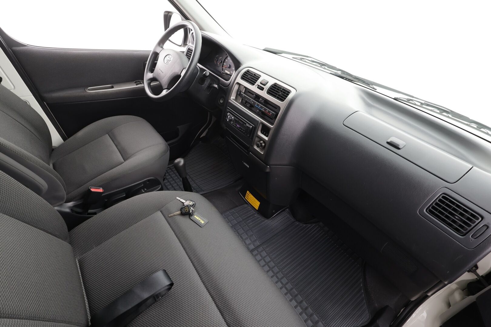 Toyota Hiace 2011 2,5 D-4D 95 4ov pitkä *Ilmastointi / Power Heater / Lohkolämmitin / Koukku * - Suomi-auto / Huippusiisti / Kahdet renkaat! / KATSO KILOMETRIT!