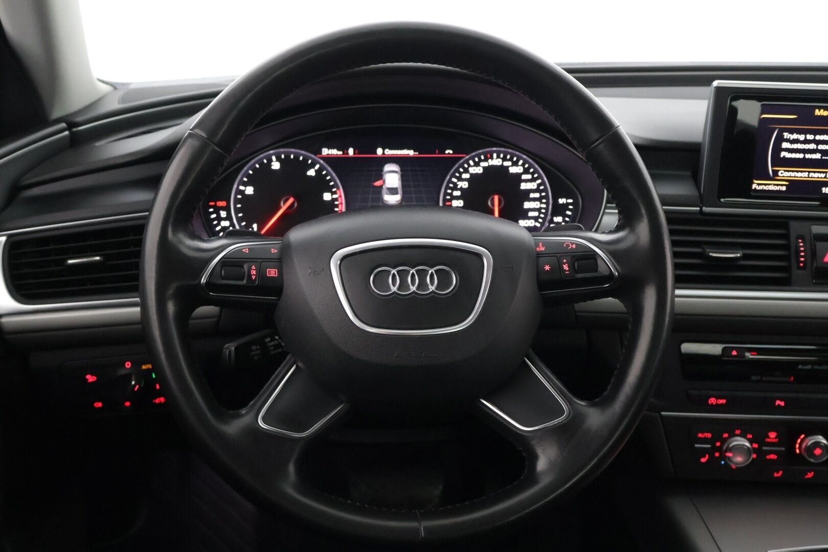 Audi A6 2012 Sedan 3,0 V6 TDI 150 kW quattro S tronic Start-Stop * / YritysOutlet - Myydään yrityksille / Vakkari / Tutkat / Taittuva vetokoukku / Lohkolämmitin / * - Myydään vain yrityksille / Ensimmäisellä omistajalla 14-vuotta ollut 3-litrainen Quattro / Säännöllisesti huollettu